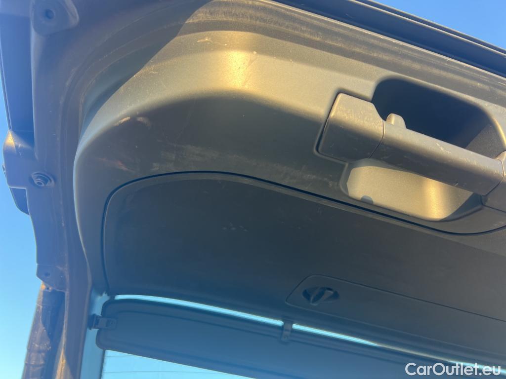  Volvo  XC60 VOLVO  / 2017 / 5P / todoterreno 2.0 T4 Business Plus Auto (CX) #24