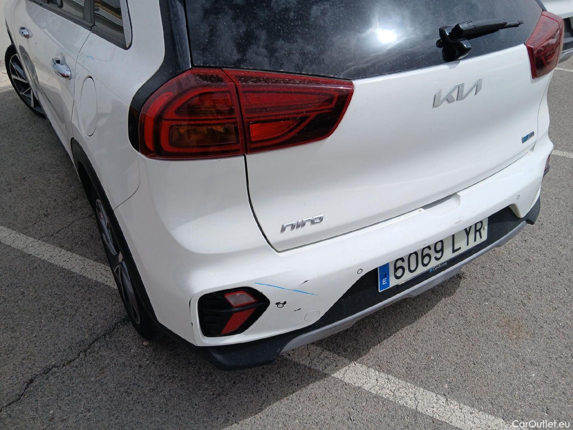  KIA  Niro KIA  / 2019 / 5P / crossover 1.6 GDi HEV 104kW (141CV) Emotion (AC) #23