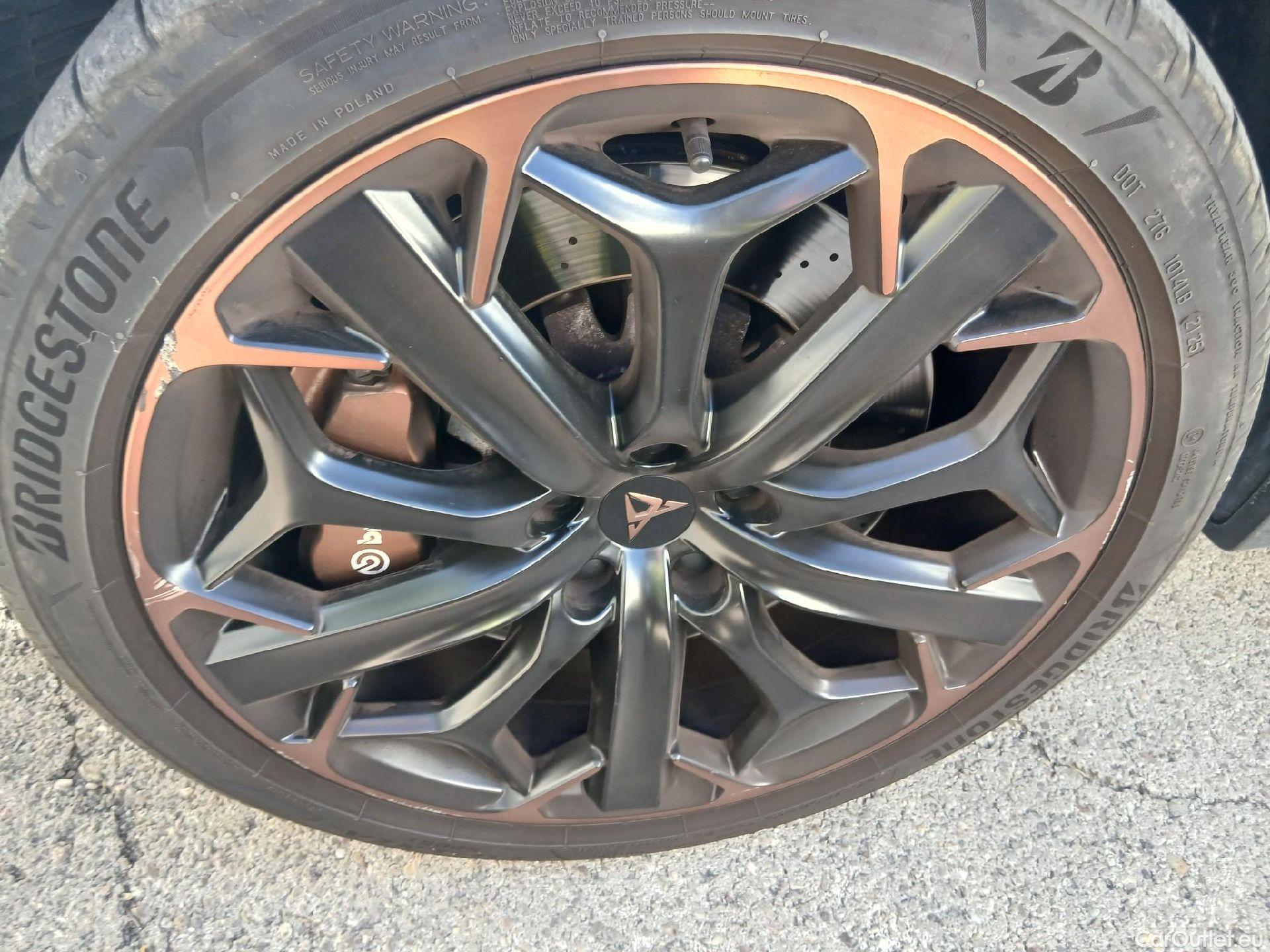  Cupra  Formentor CUPRA  / 2020 / 5P / todoterreno 1.4 e-Hybrid 180kW (245 CV) VZ DSG #8