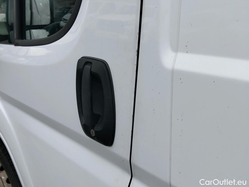  Opel  Movano OPEL  / 2021 / 4P / furgón Furgón Base L3H3 3.5T 2.2 BlueHDi 103kW #63