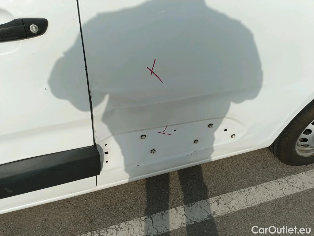 Citroen  Berlingo CITROEN  / 2015 / 4P / combi Talla M BlueHDi 100 S&S LIVE (IND) #1
