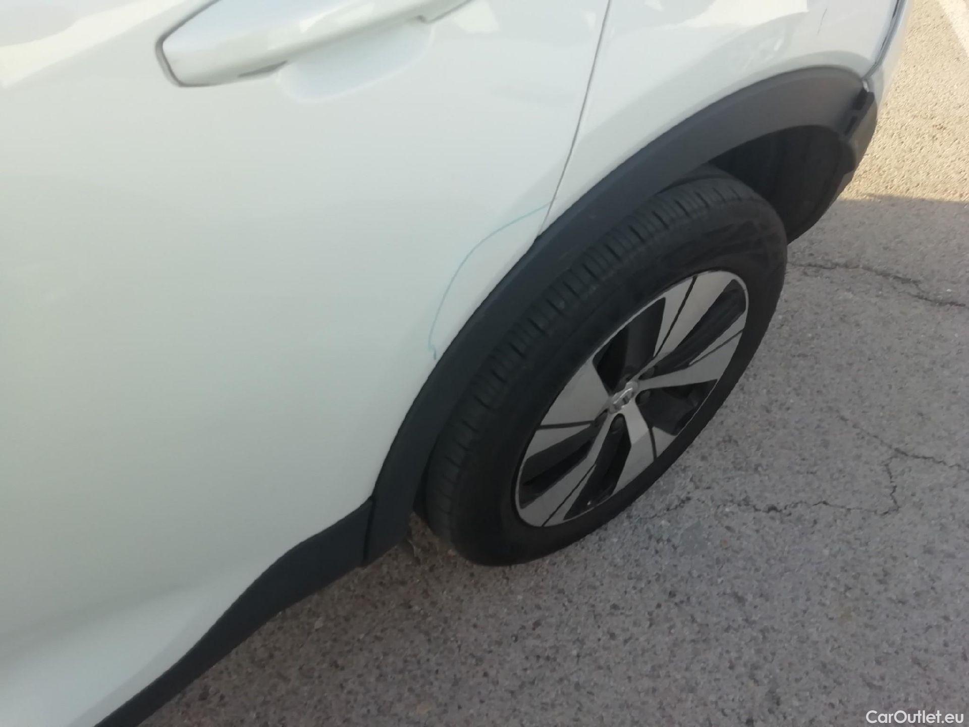  Volvo  XC 40 VOLVO XC40 / 2021 / 5P / todoterreno 1.5 T4 Recharge PHEV Core Auto #11