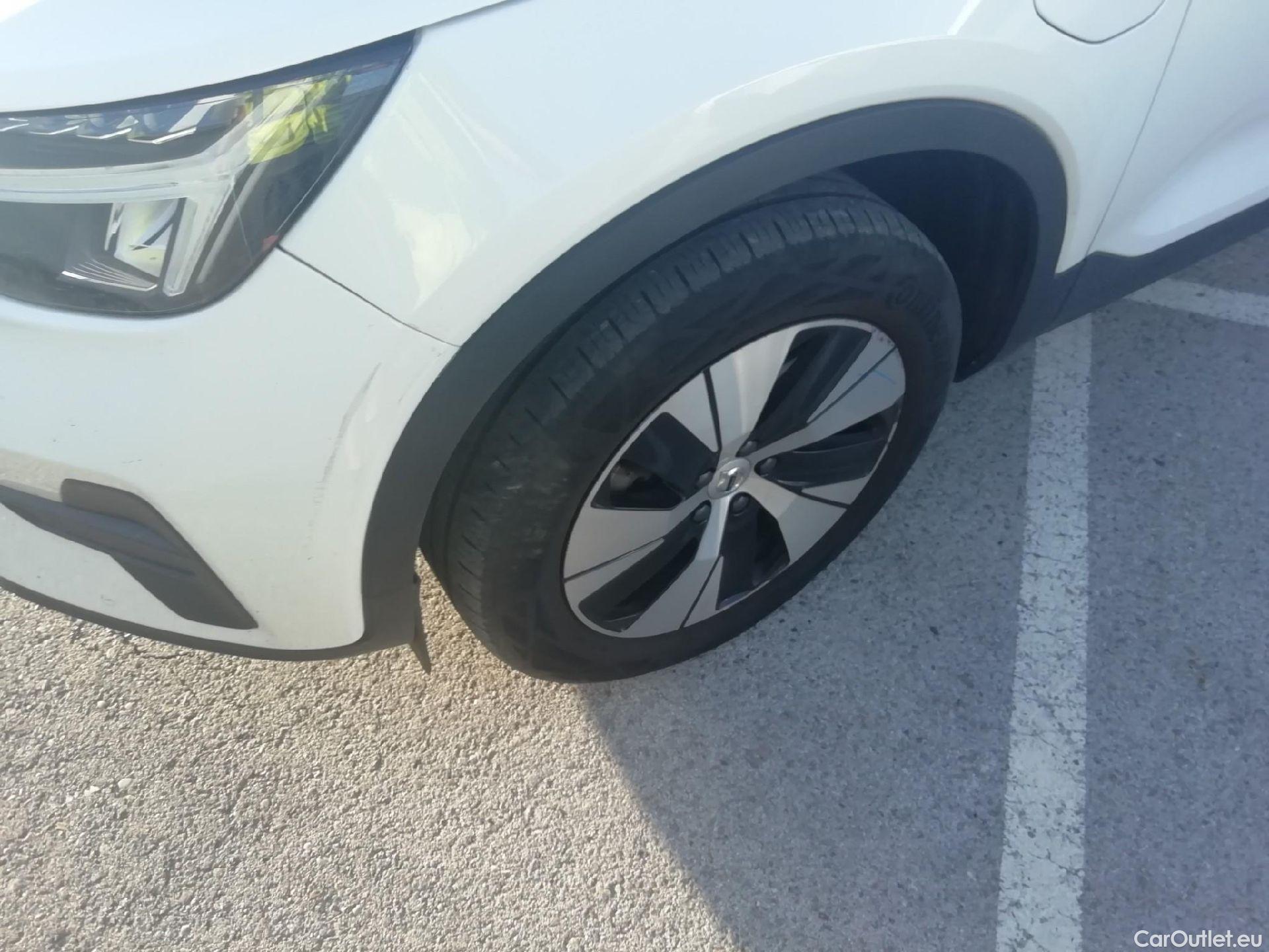  Volvo  XC 40 VOLVO XC40 / 2021 / 5P / todoterreno 1.5 T4 Recharge PHEV Core Auto #5