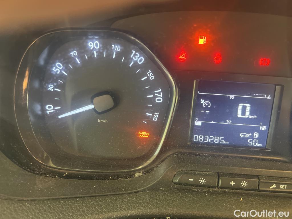  Opel  Vivaro OPEL  / 2019 / 4P / furgón 1.5 Diésel 88kW (120CV) M Std Express #50