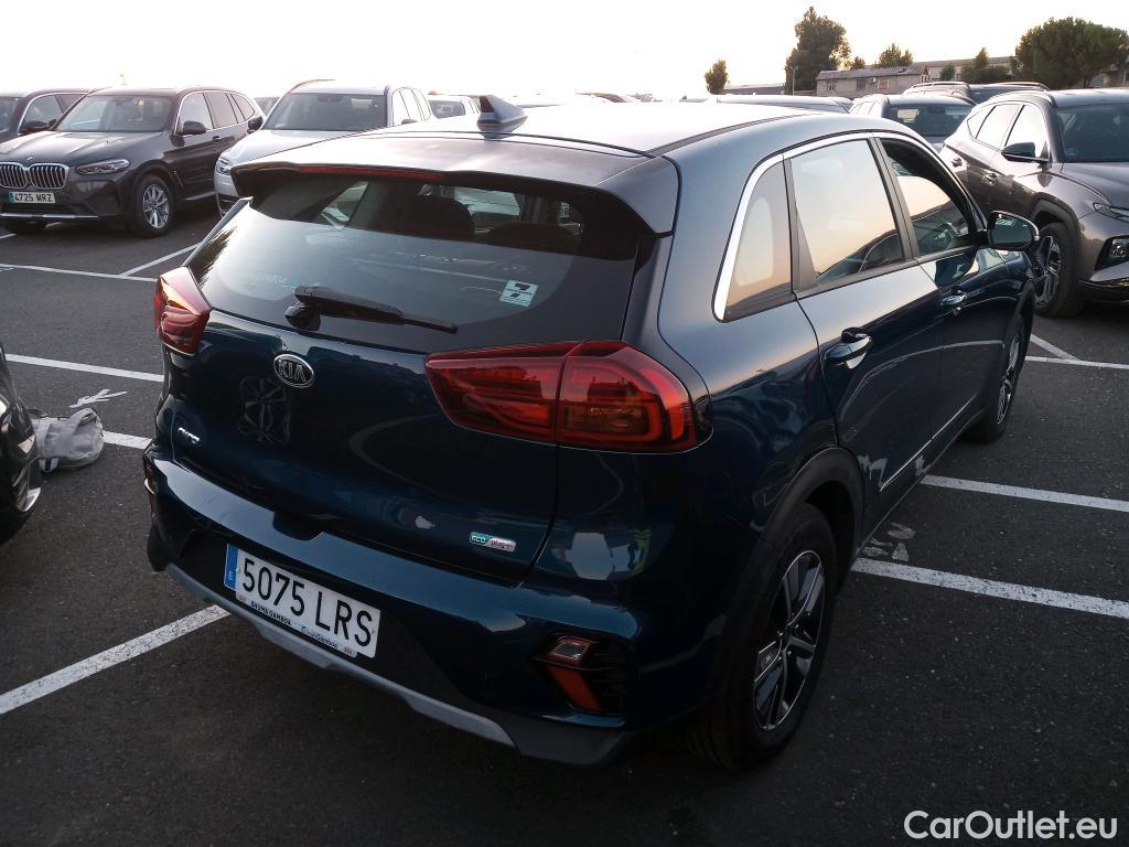  KIA  Niro KIA  / 2019 / 5P / crossover 1.6 GDi PHEV 104kW (141CV) Concept #19