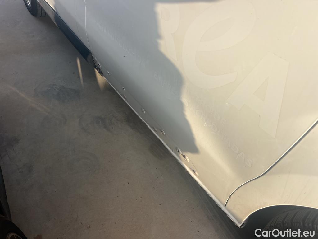  Opel  Vivaro OPEL  / 2019 / 4P / furgón 1.5 Diésel 88kW (120CV) M Std Express #22