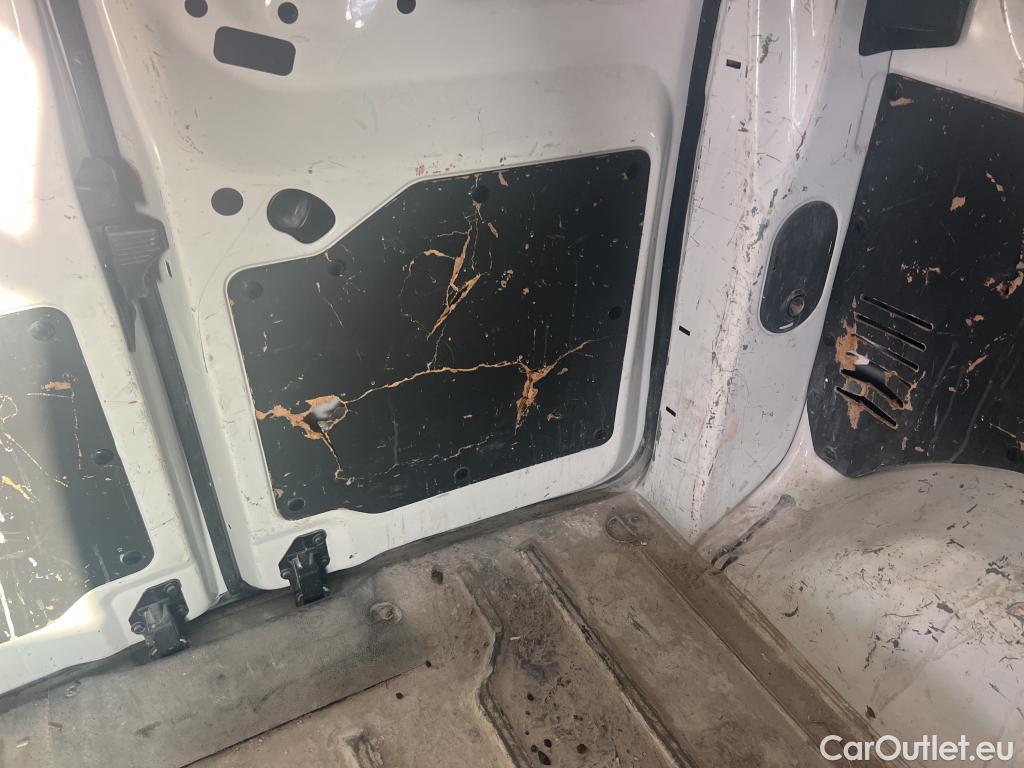 Opel  Vivaro OPEL  / 2019 / 4P / furgón 1.5 Diésel 88kW (120CV) M Std Express #10