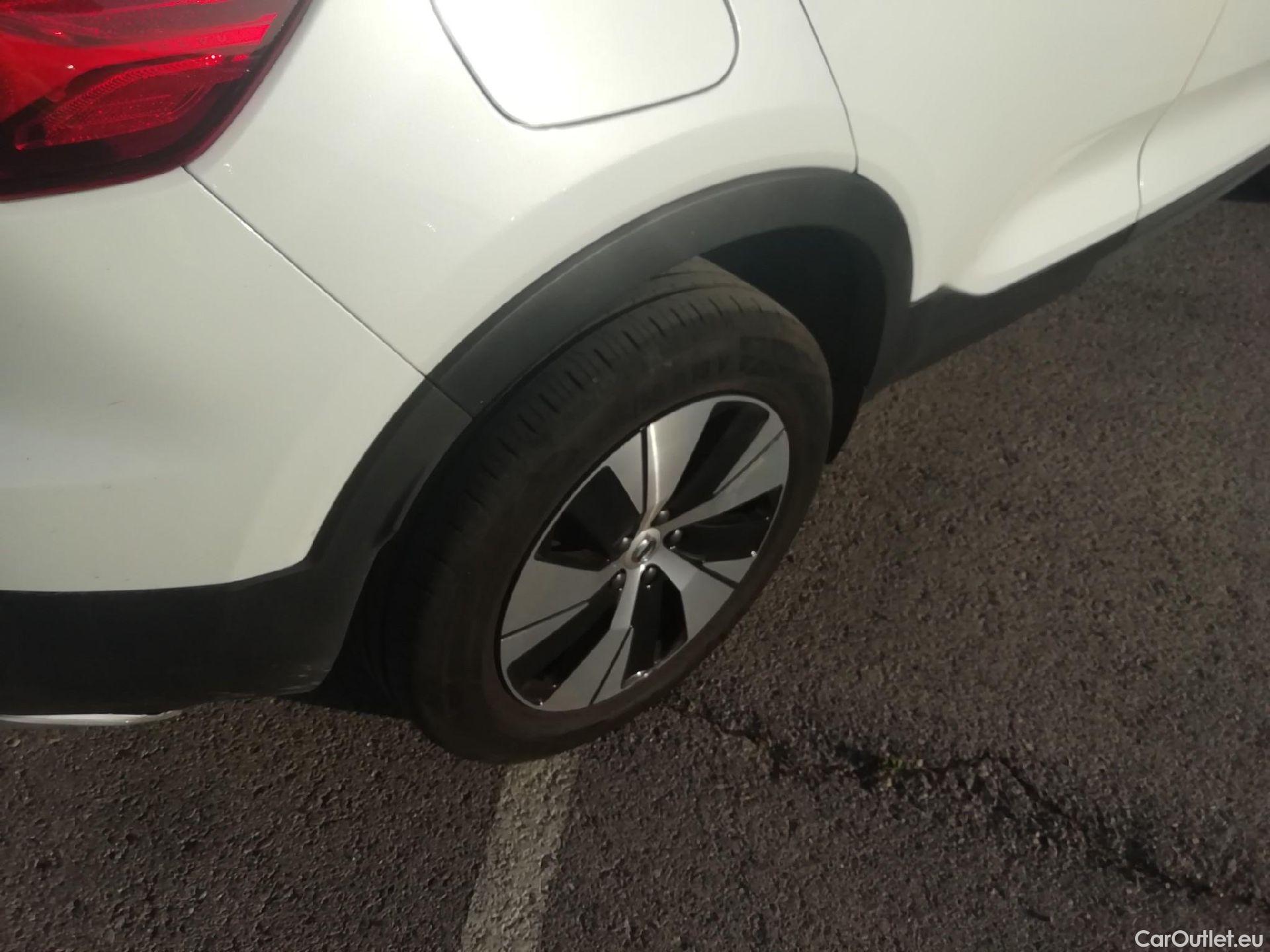  Volvo  XC 40 VOLVO XC40 / 2021 / 5P / todoterreno 1.5 T4 Recharge PHEV Core Auto #22