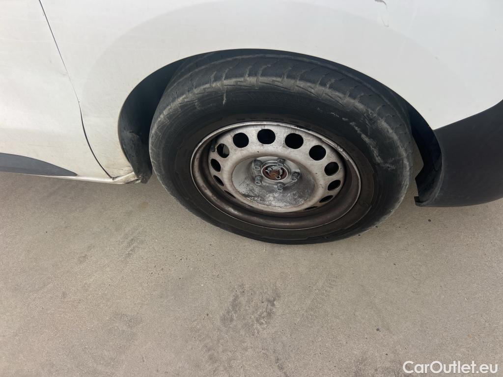  Toyota  Proace TOYOTA  / 2020 / 4P / furgón 2.0D 145CV VX 1PL 2PT L1 #32