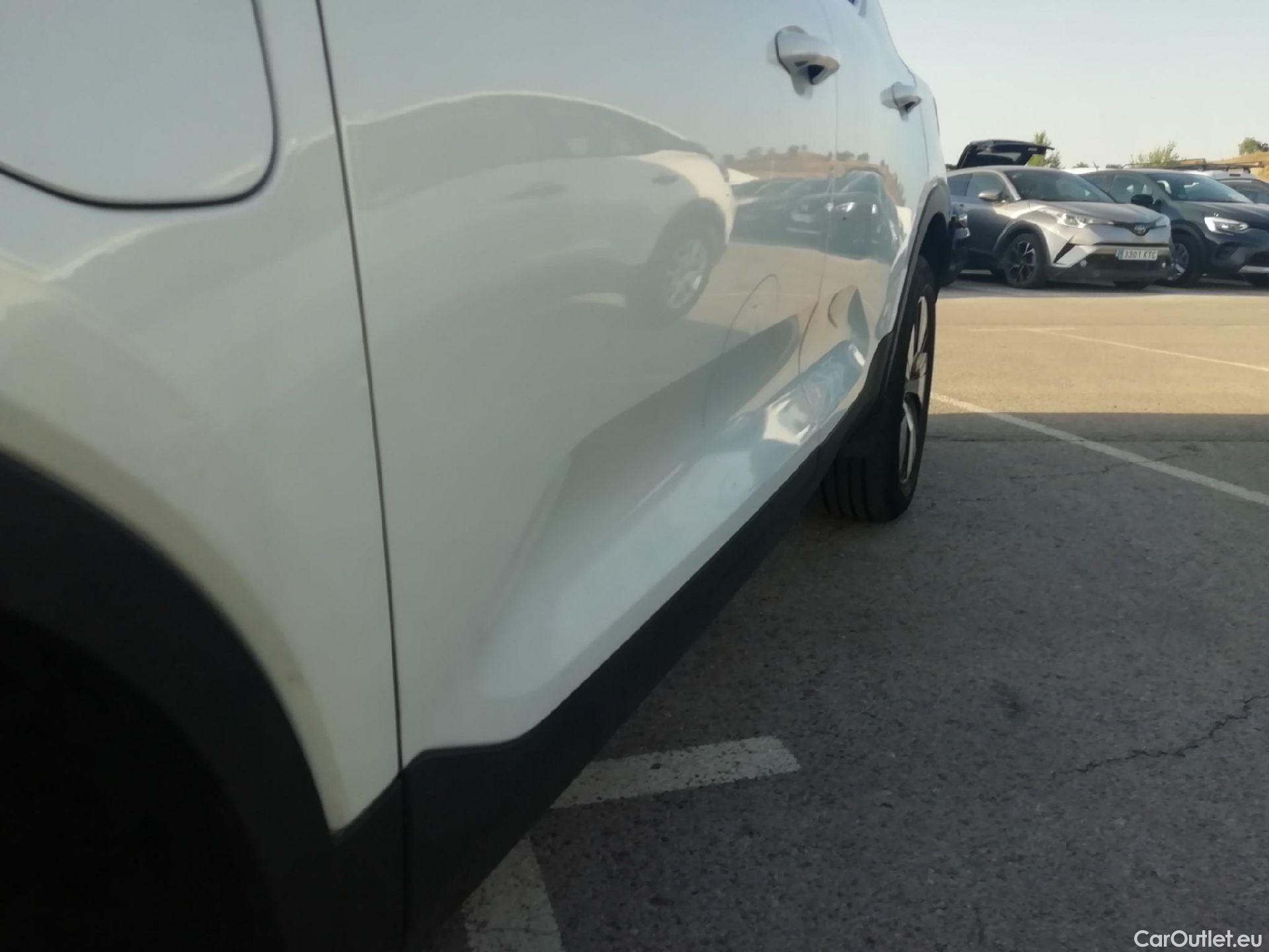  Volvo  XC 40 VOLVO XC40 / 2021 / 5P / todoterreno 1.5 T4 Recharge PHEV Core Auto #10
