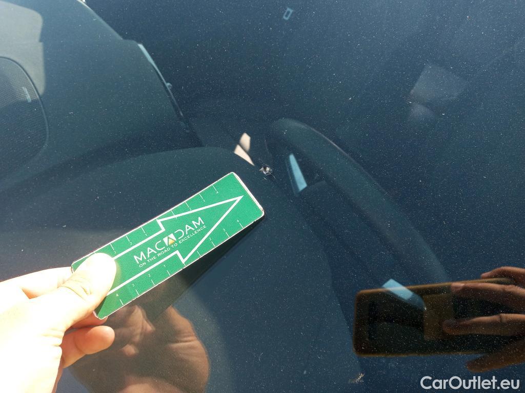  Volvo  XC 40 VOLVO XC40 / 2021 / 5P / todoterreno 1.5 T4 Recharge PHEV Plus Dark Auto #1