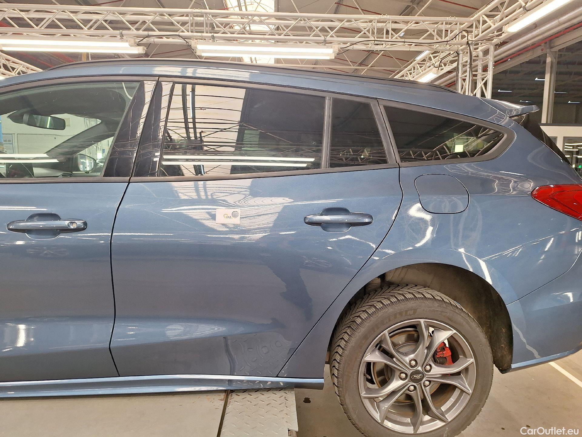  Ford  Focus Ford,  SW '18, Ford  Clipper 2.0 EcoBlue 110kW Aut. ST-Line  #24
