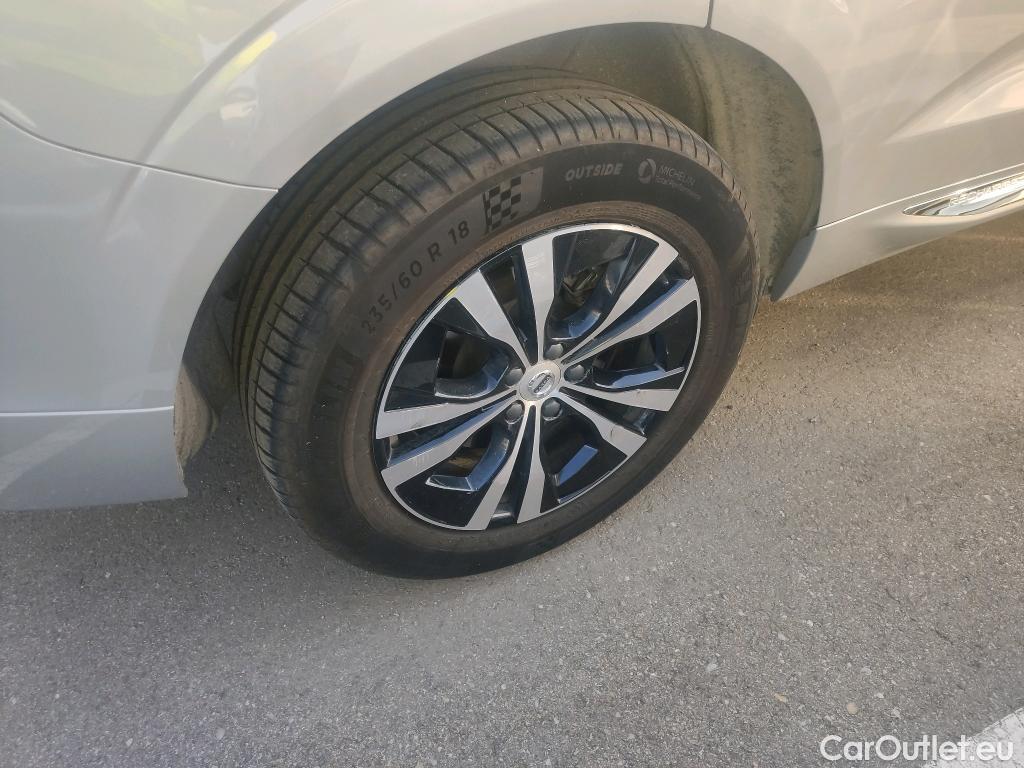  Volvo  XC60 VOLVO   2.0 T6 AWD Recharge Core Auto #5