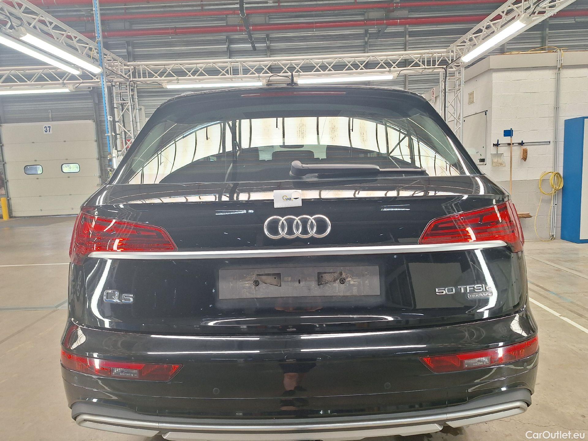  Audi  Q5 Audi  Advanced 50 TFSI e PHEV S-tronic quattro 5d Platinum (total options: 15.842,16 Ex.Vat) #35