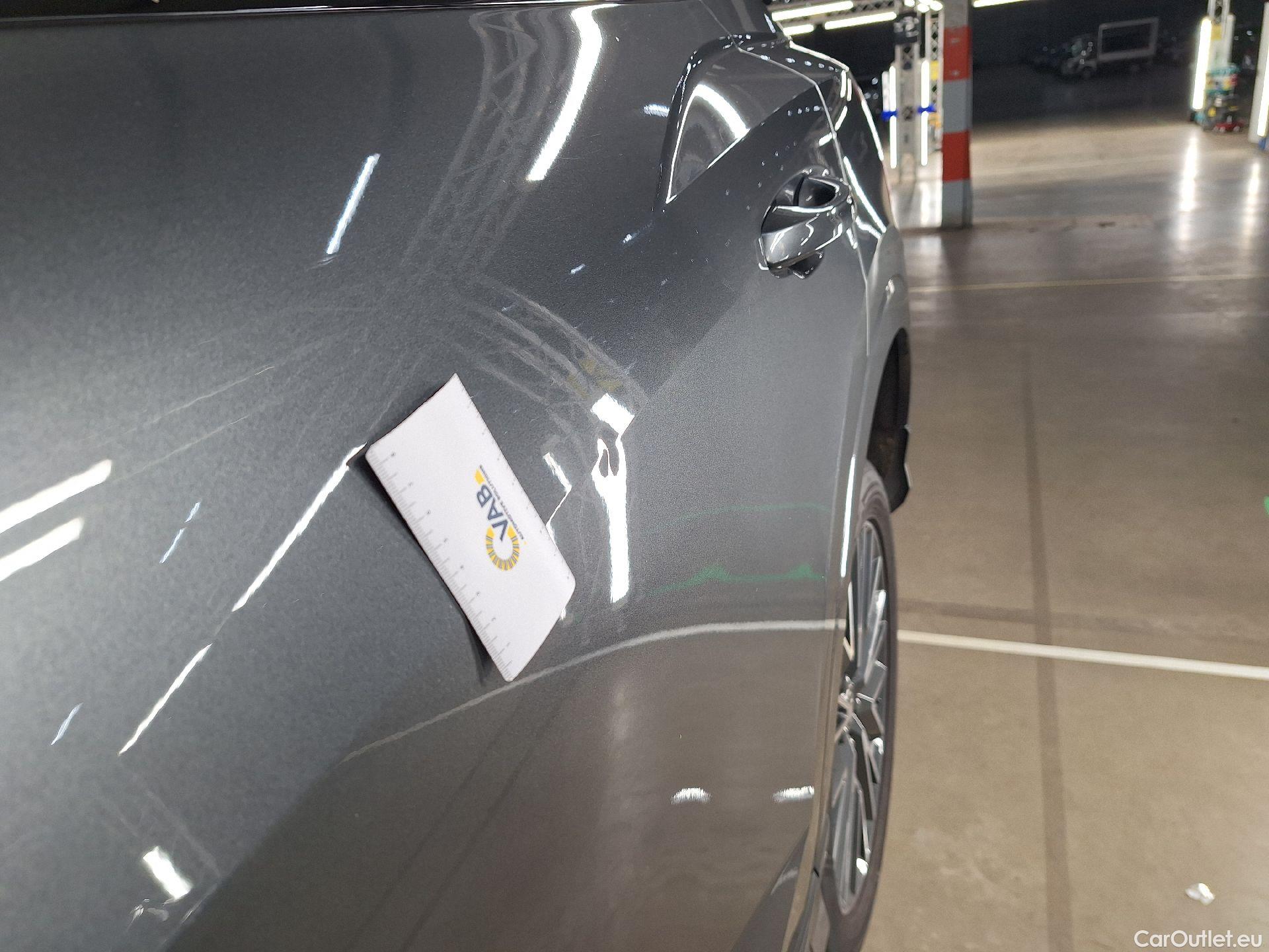  Audi  Q3 Audi,  SB '19 PHEV, Audi  Sportback 45 TFSI e S tronic S Line 5d #6
