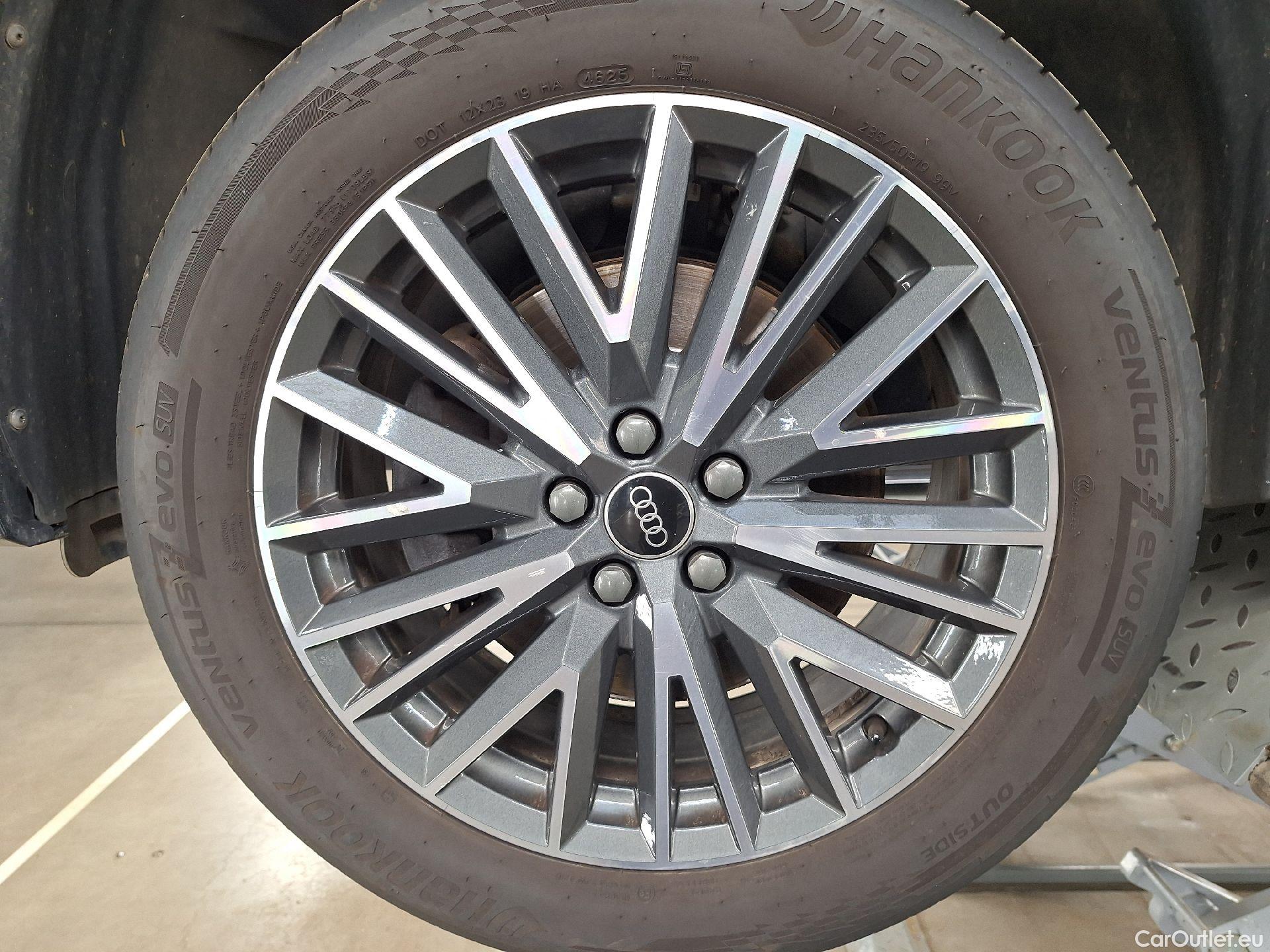  Audi  Q3 Audi,  SB '19 PHEV, Audi  Sportback 45 TFSI e S tronic S Line 5d #14