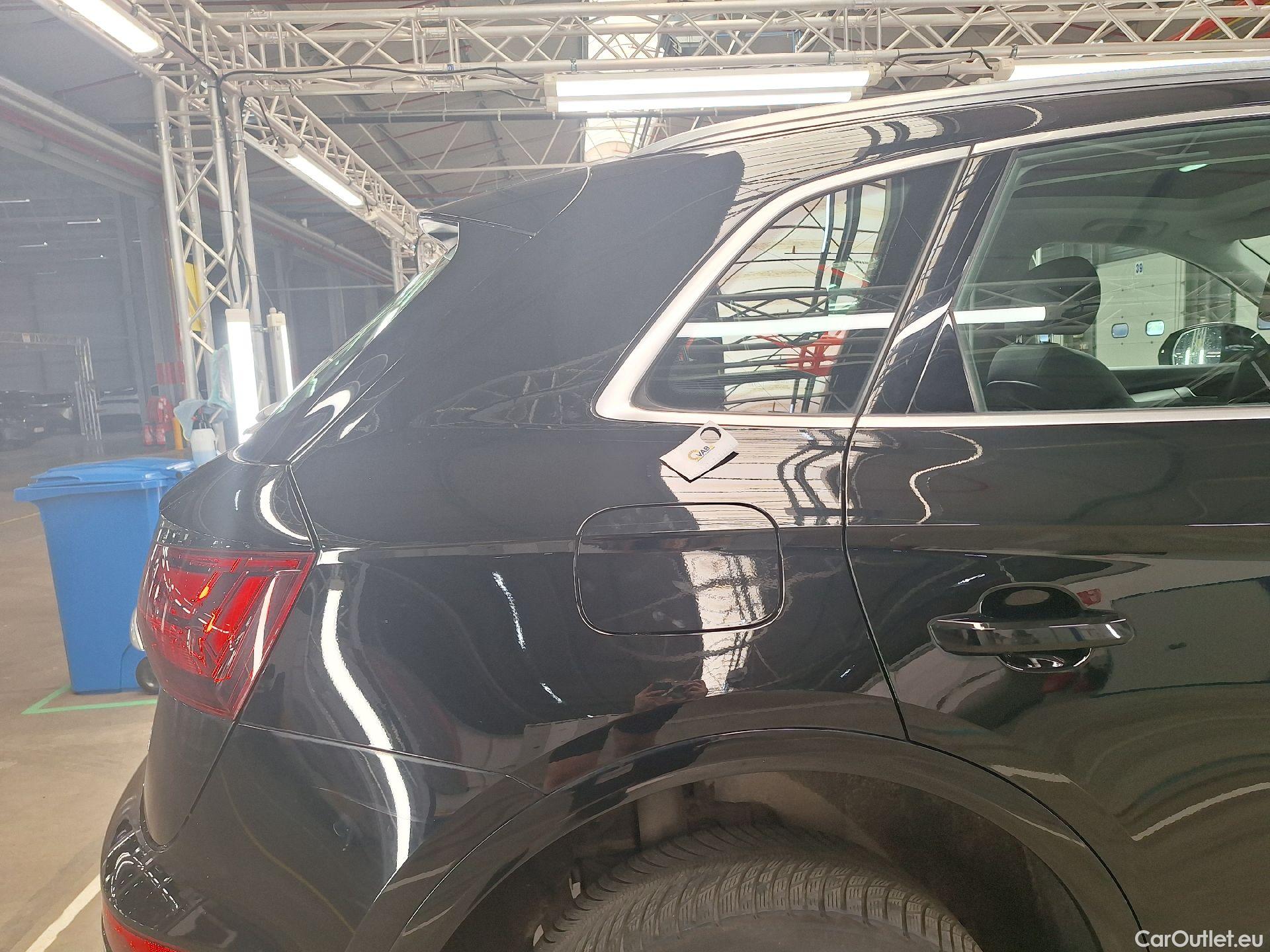  Audi  Q5 Audi  Advanced 50 TFSI e PHEV S-tronic quattro 5d Platinum (total options: 15.842,16 Ex.Vat) #44