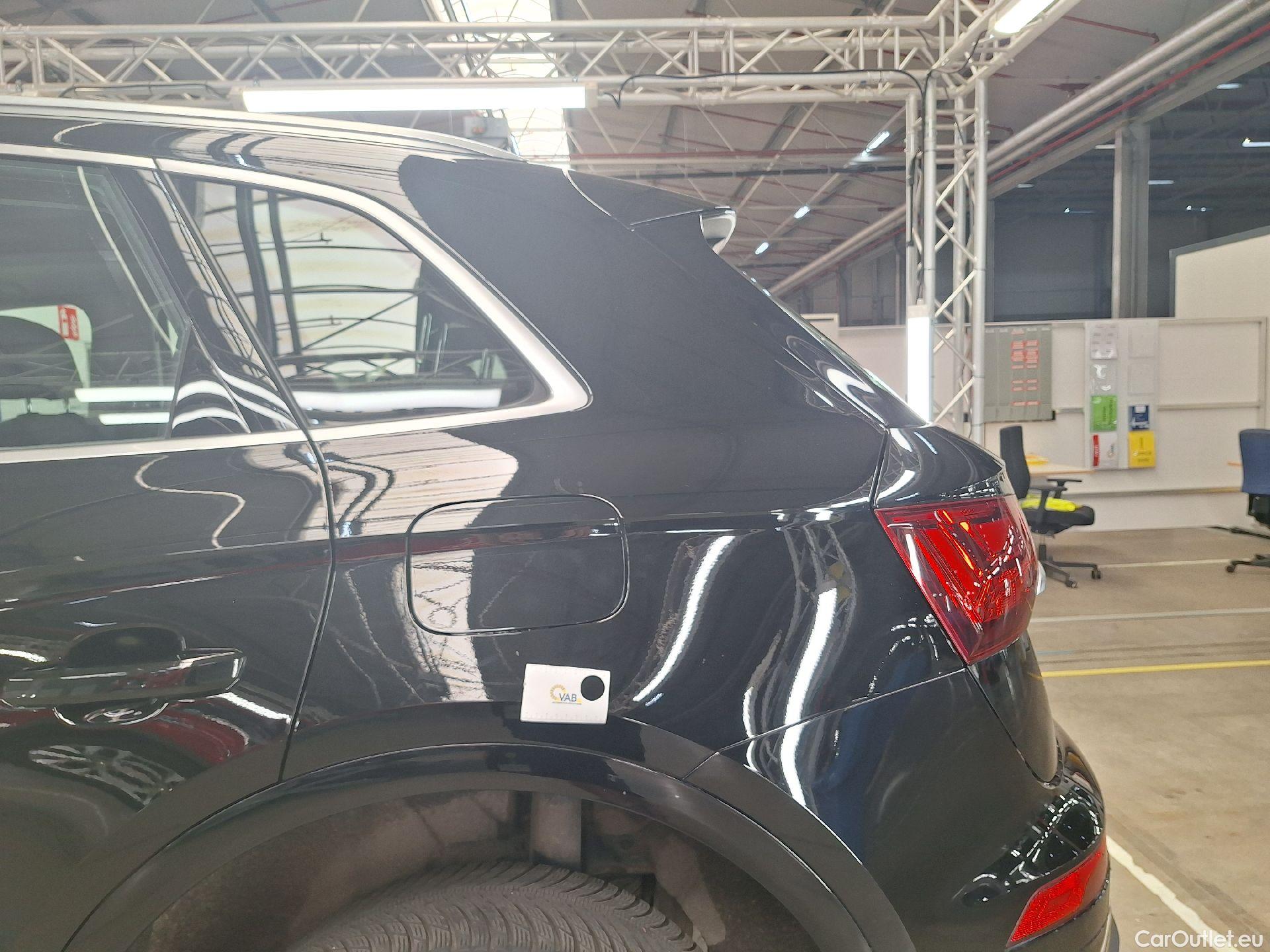  Audi  Q5 Audi  Advanced 50 TFSI e PHEV S-tronic quattro 5d Platinum (total options: 15.842,16 Ex.Vat) #32