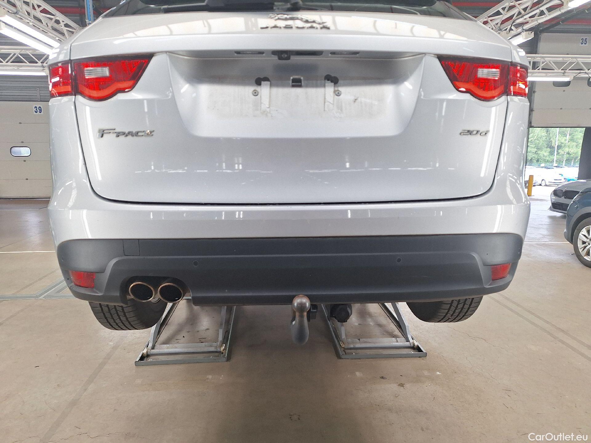  Jaguar  F-PACE Jaguar, , Jaguar  2.0D 132kW Aut. Prestige 5d #15