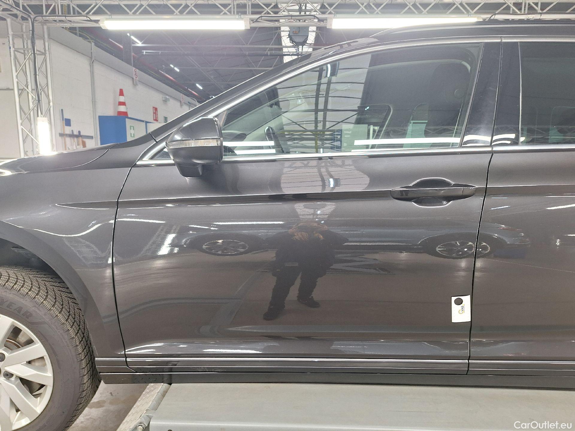  Volkswagen  Passat VW,  Variant FL'19, Volkswagen  Variant 2.0 TDI 90kW DSG Style B #34