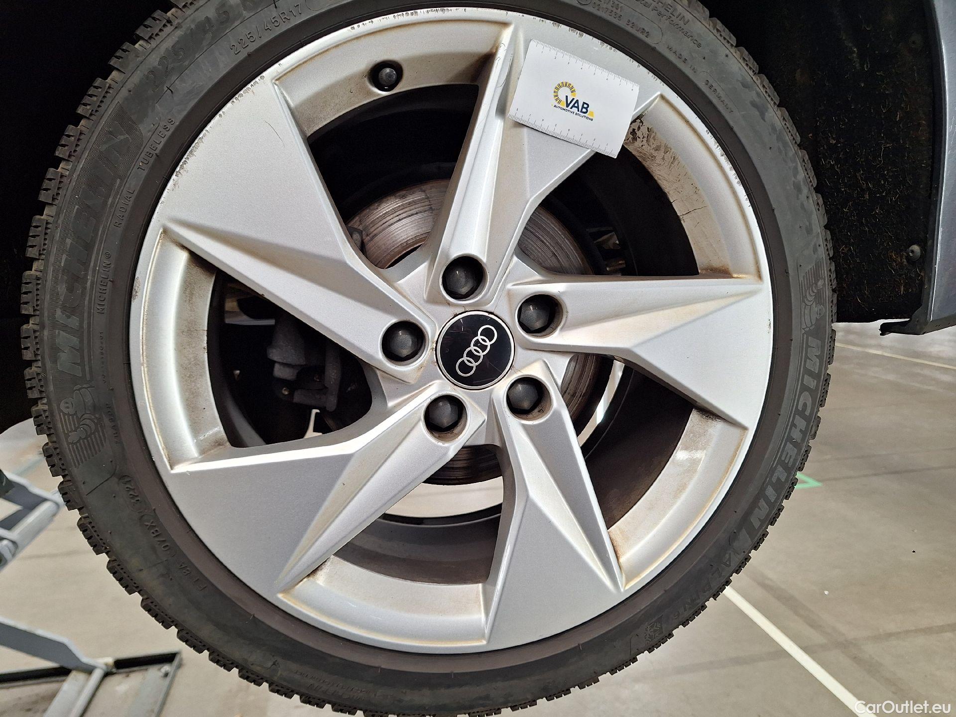  Audi  A3 Audi,  SB '20, Audi  Sportback 1.5 35 TFSi 110kW S line 5d #40