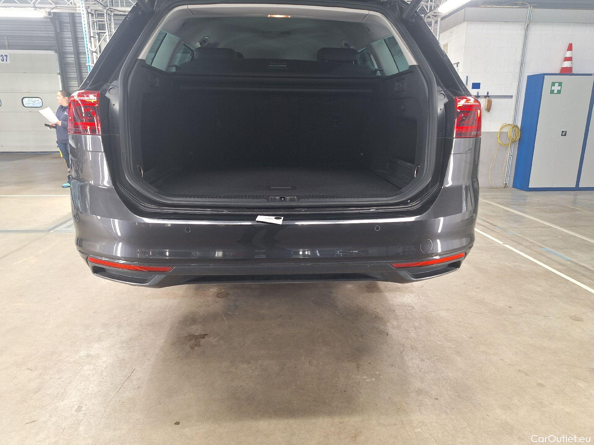 Volkswagen  Passat VW,  Variant FL'19, Volkswagen  Variant 2.0 TDI 90kW DSG Style B #49