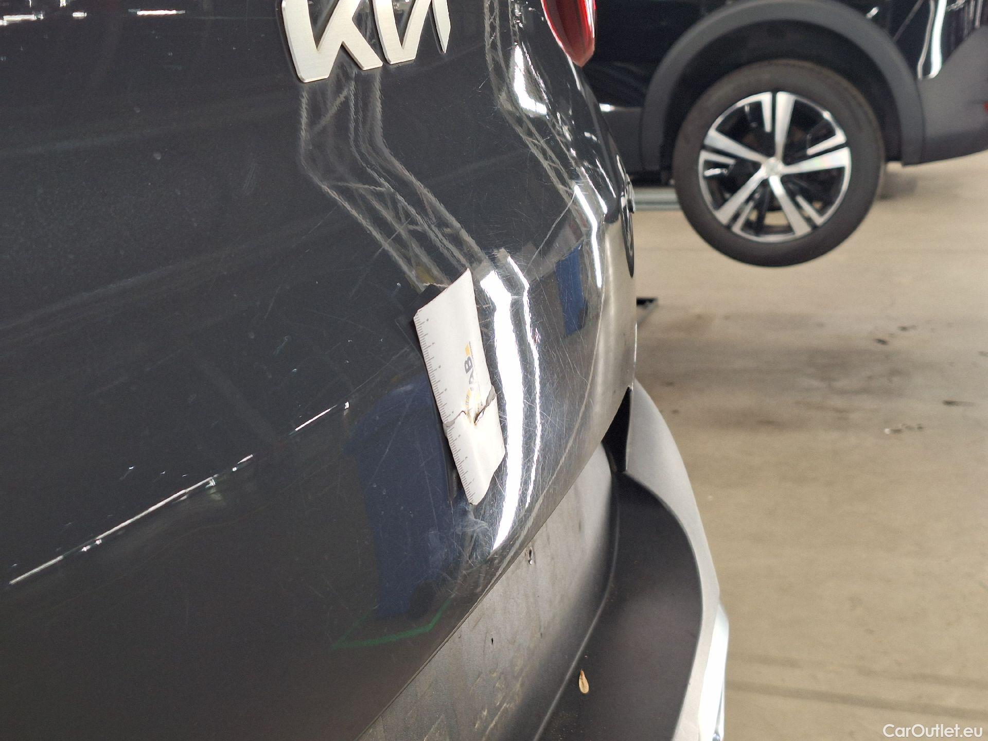  KIA  STONIC Kia,  FL'20, KIA  1.0 T 100 GT Line DCT 5d #13