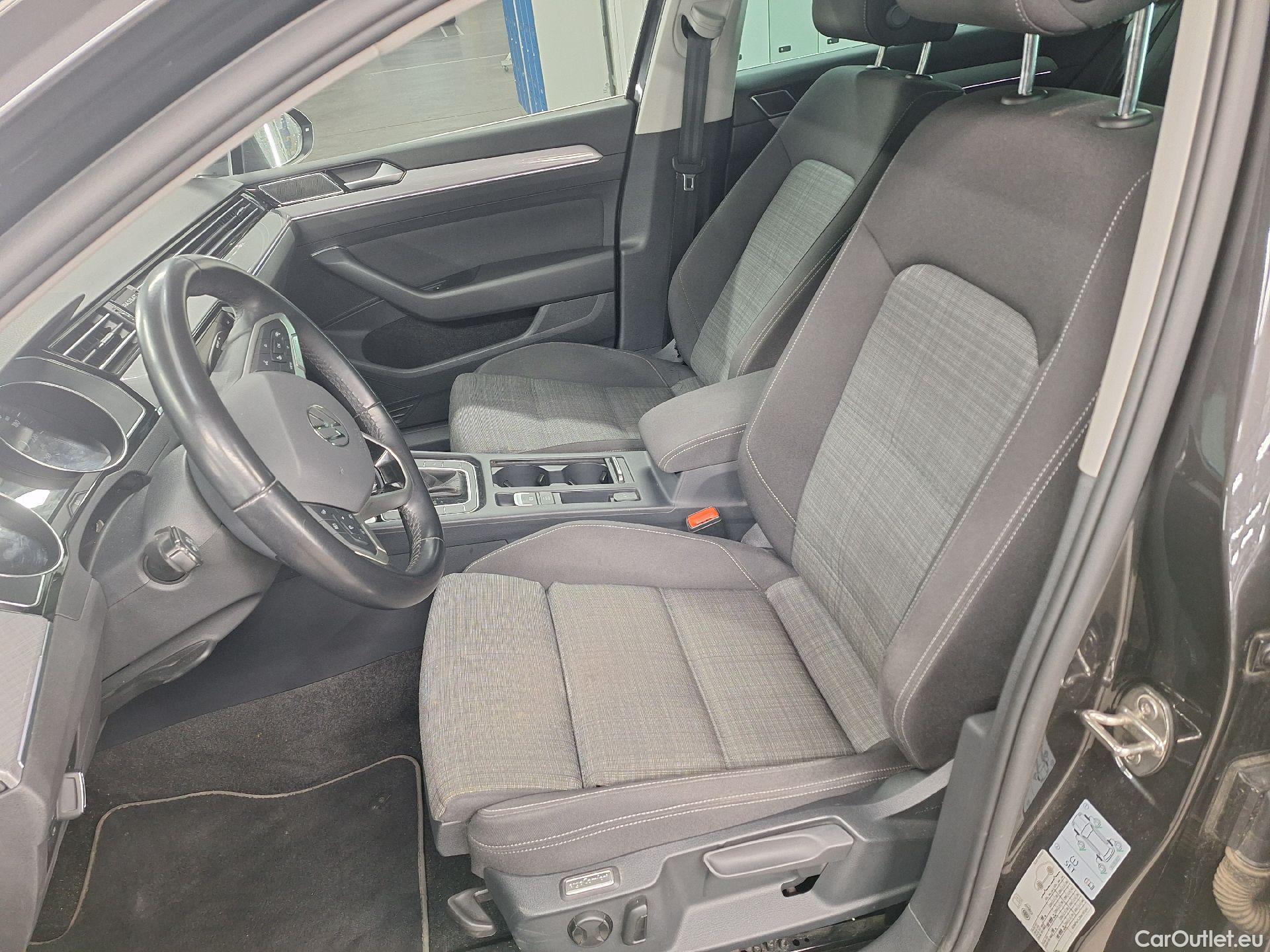  Volkswagen  Passat VW,  Variant FL'19, Volkswagen  Variant 2.0 TDI 90kW DSG Style B #4