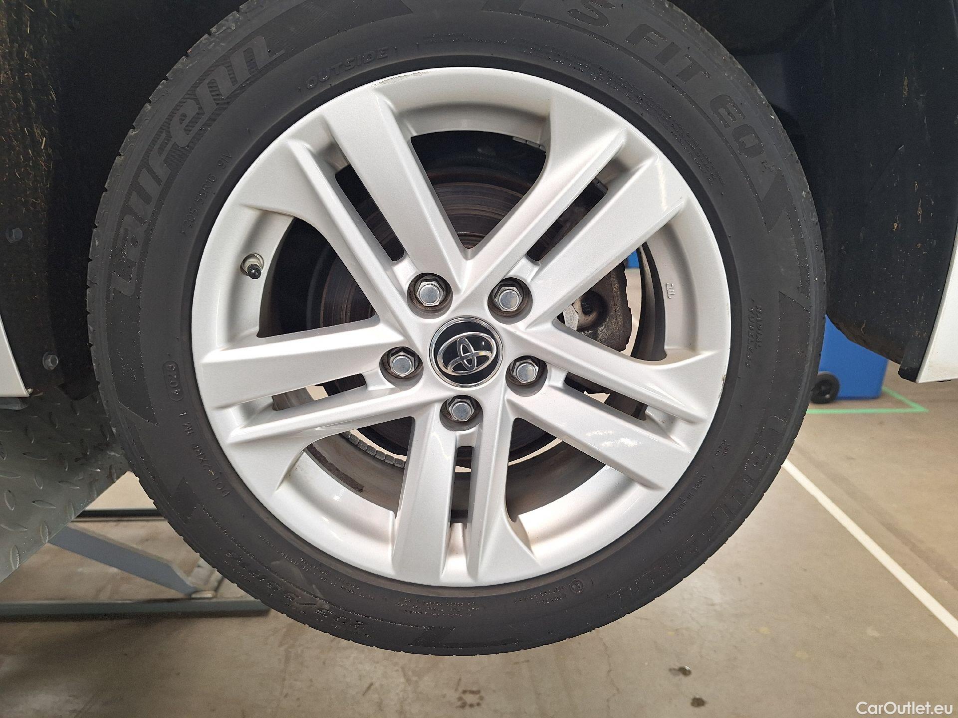  Toyota  Corolla Toyota,  TS '19, Toyota  Touring Sports 1.8 Hybrid Dynamic e #17