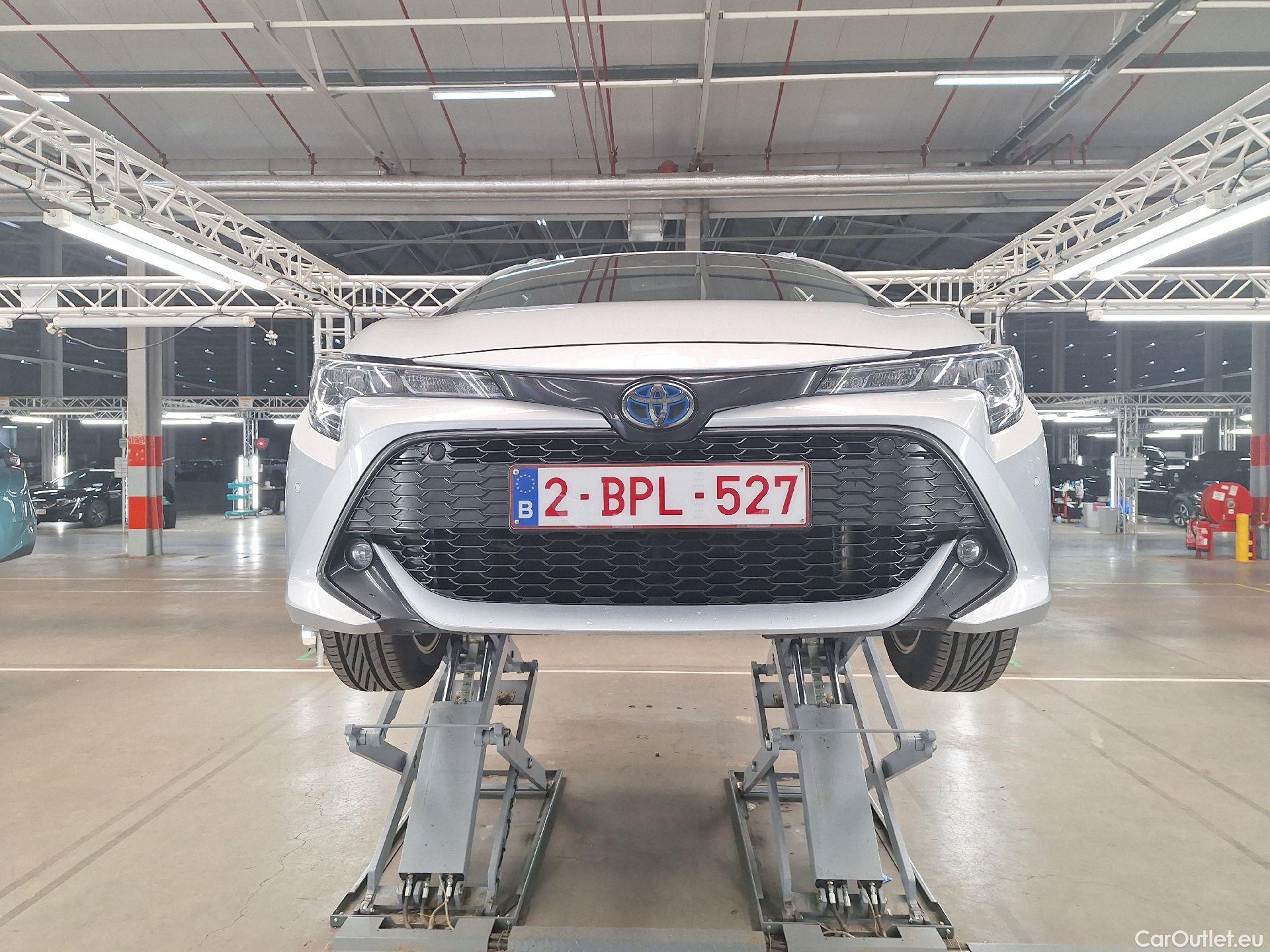  Toyota  Corolla Toyota,  TS '19, Toyota  Touring Sports 1.8 Hybrid Dynamic e #19