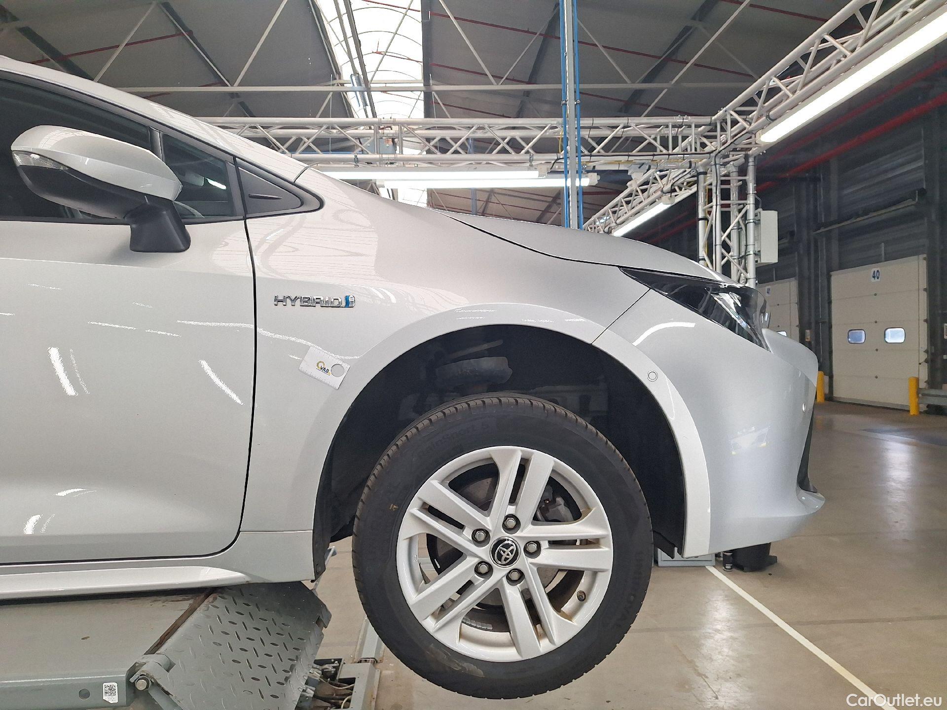  Toyota  Corolla Toyota,  TS '19, Toyota  Touring Sports 1.8 Hybrid Dynamic e #13