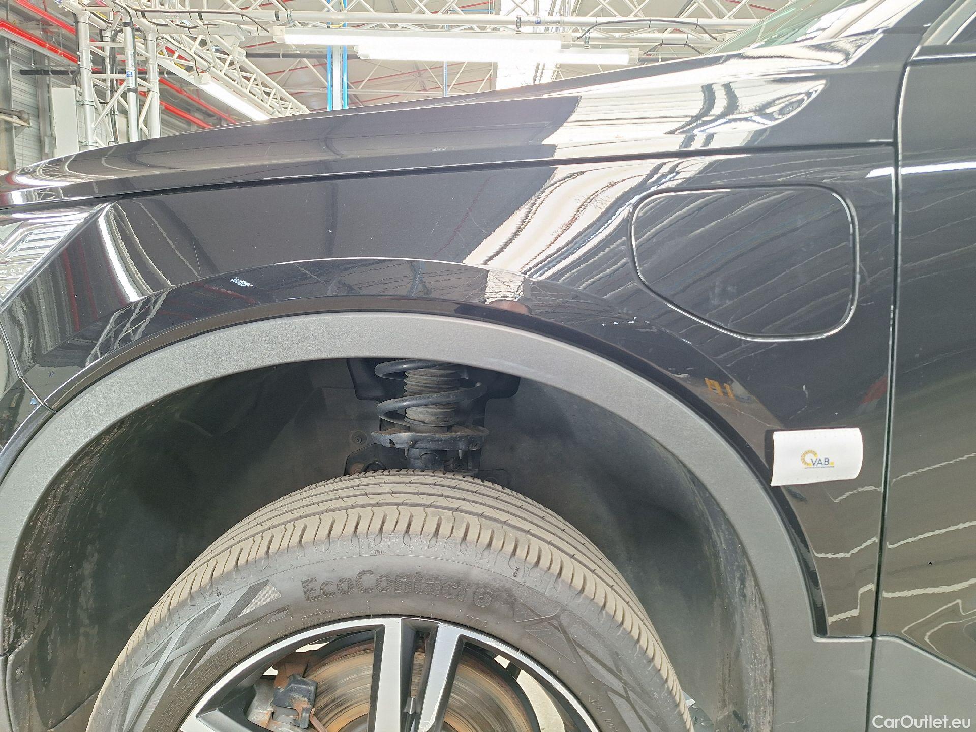  Volvo  XC 40 Volvo, XC40 '17, Volvo XC40 T5 Recharge Geartronic R-Design 5d #16