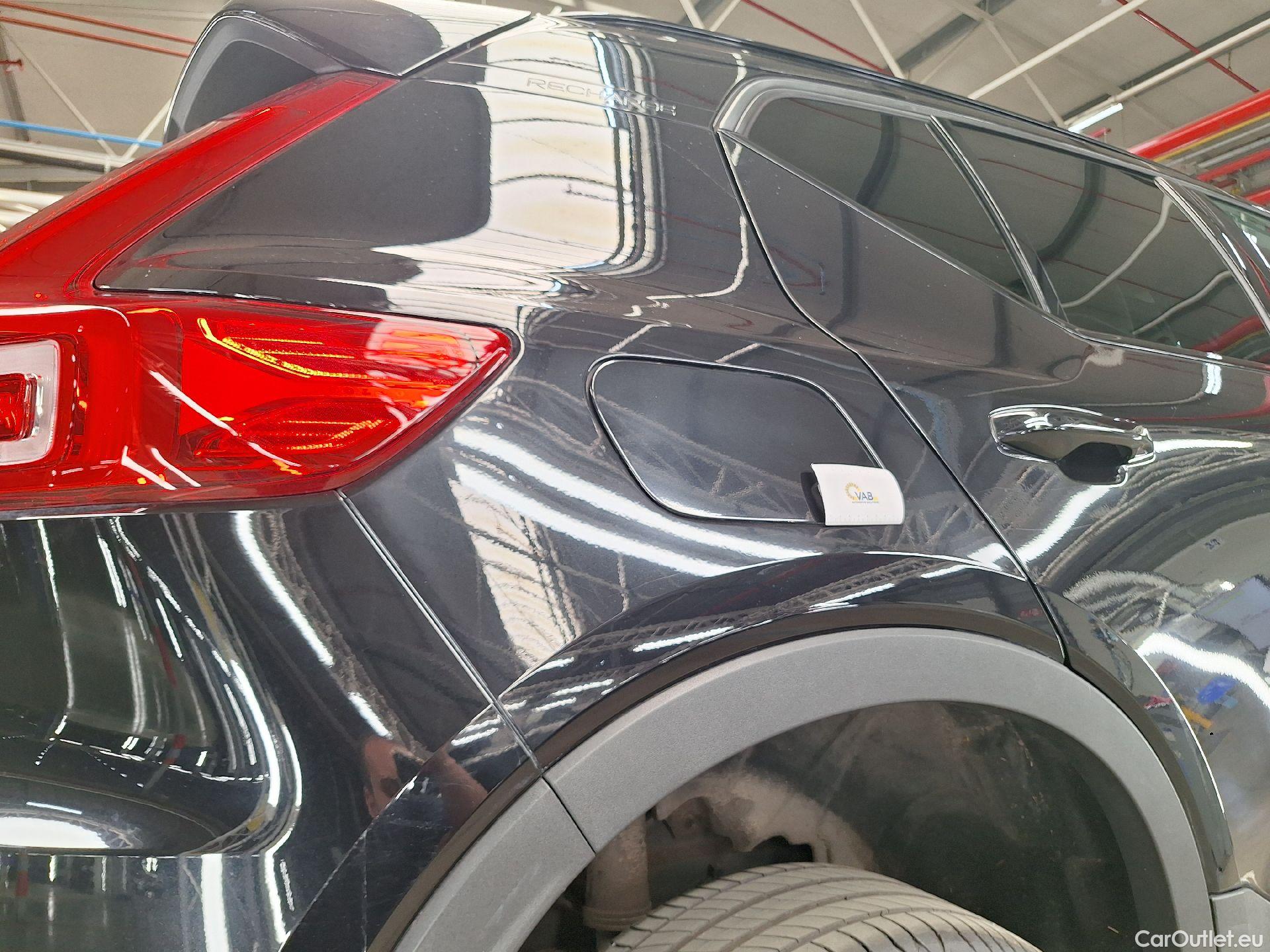  Volvo  XC 40 Volvo, XC40 '17, Volvo XC40 T5 Recharge Geartronic R-Design 5d #34