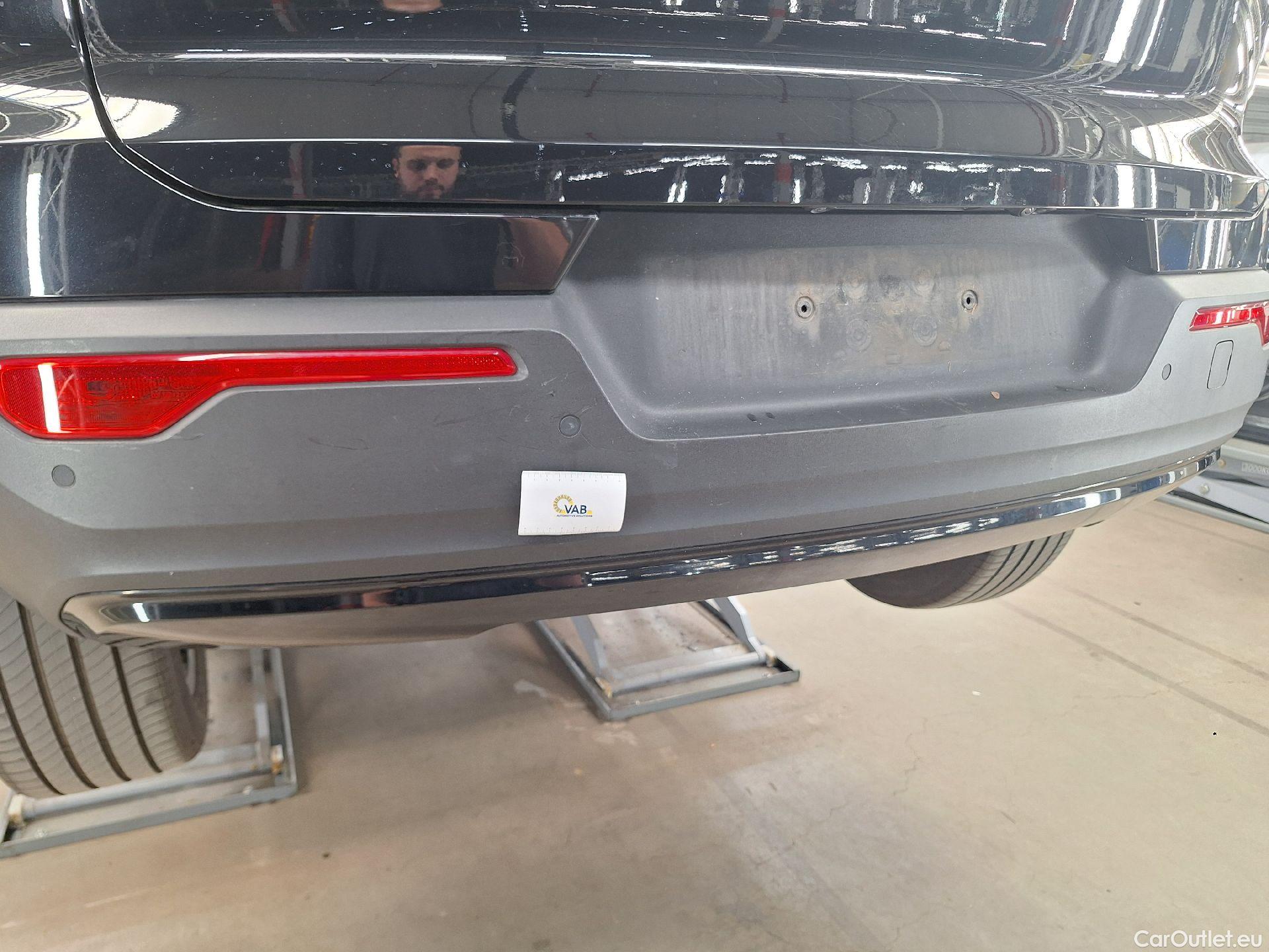  Volvo  XC 40 Volvo, XC40 '17, Volvo XC40 T5 Recharge Geartronic R-Design 5d #32