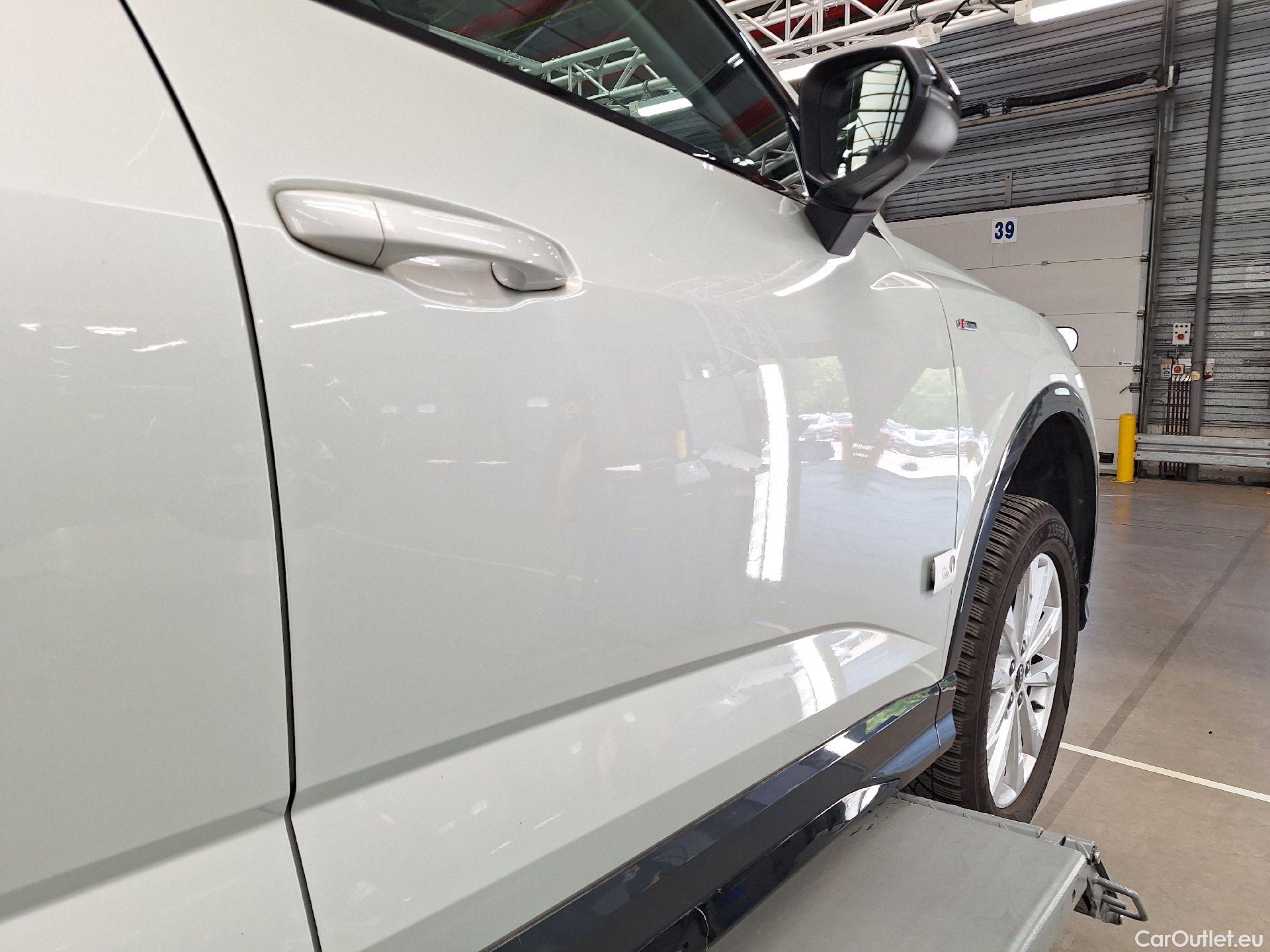  Audi  Q3 Audi,  SB '19 PHEV, Audi  Sportback 45 TFSI e S tronic S Line 5d #15
