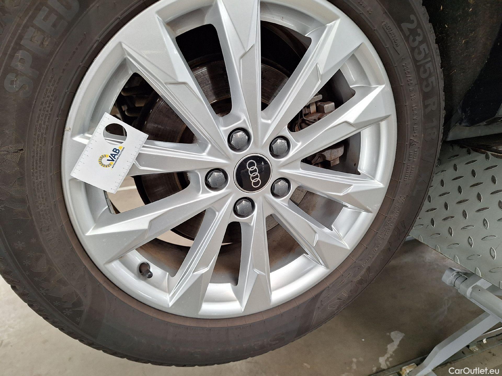  Audi  Q3 Audi,  SB '19 PHEV, Audi  Sportback 45 TFSI e S tronic S Line 5d #20