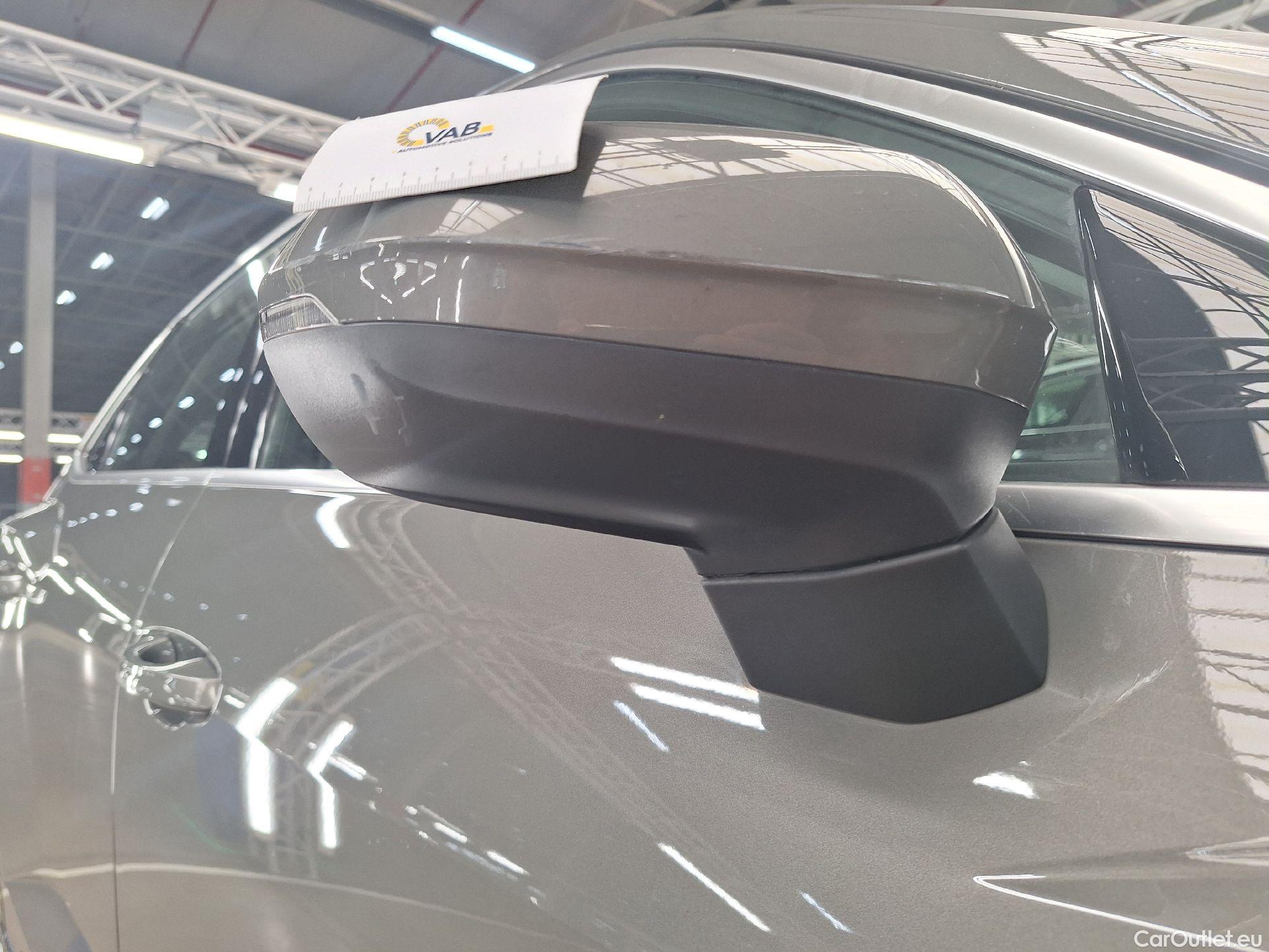  Audi  Q3 Audi,  SB '19, Audi  Sportback 35 TDI S tronic S Line Business  #36
