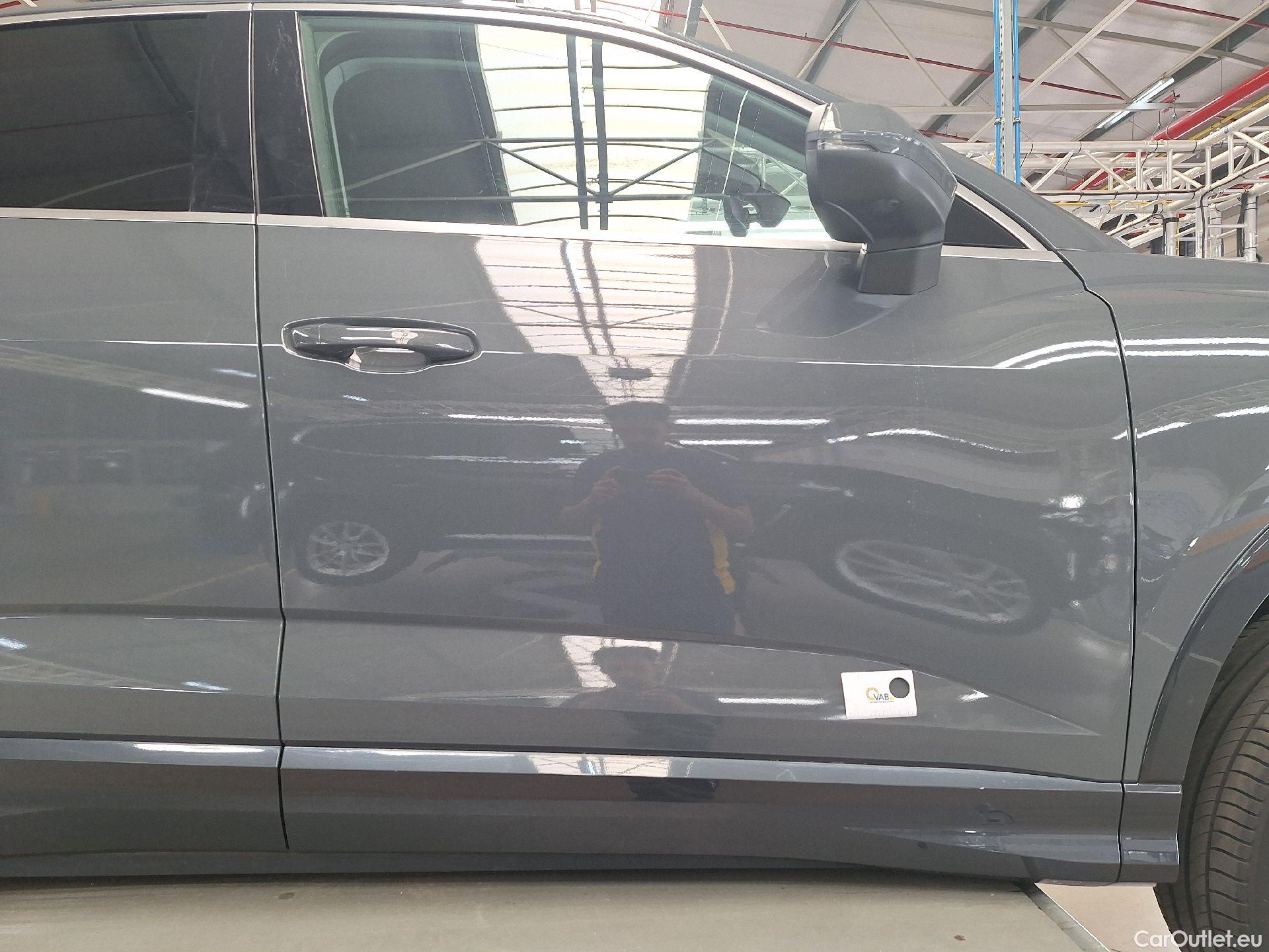  Audi  Q3 Audi,  SB '19, Audi  Sportback 35 TFSI S tronic 5d #16
