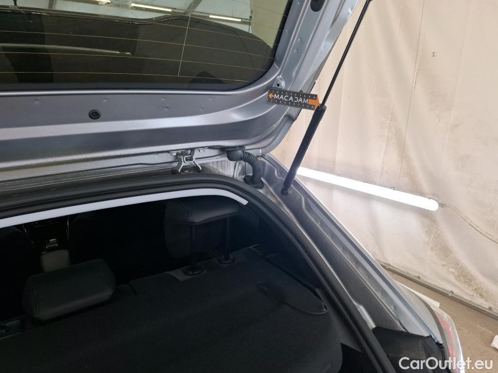  Peugeot  208 PEUGEOT  / 2019 / 5P / Berline Puretech 100 S&S EAT8 ALLURE #16
