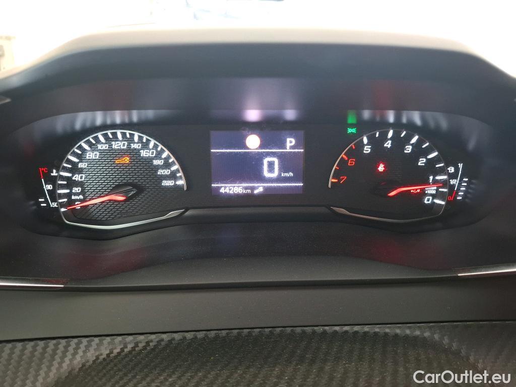  Peugeot  208 PEUGEOT  / 2019 / 5P / Berline Puretech 100 S&S EAT8 ALLURE #18