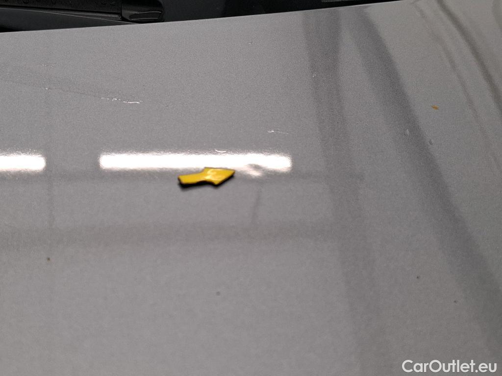  Peugeot  208 PEUGEOT  / 2019 / 5P / Berline Puretech 100 S&S EAT8 ALLURE #6