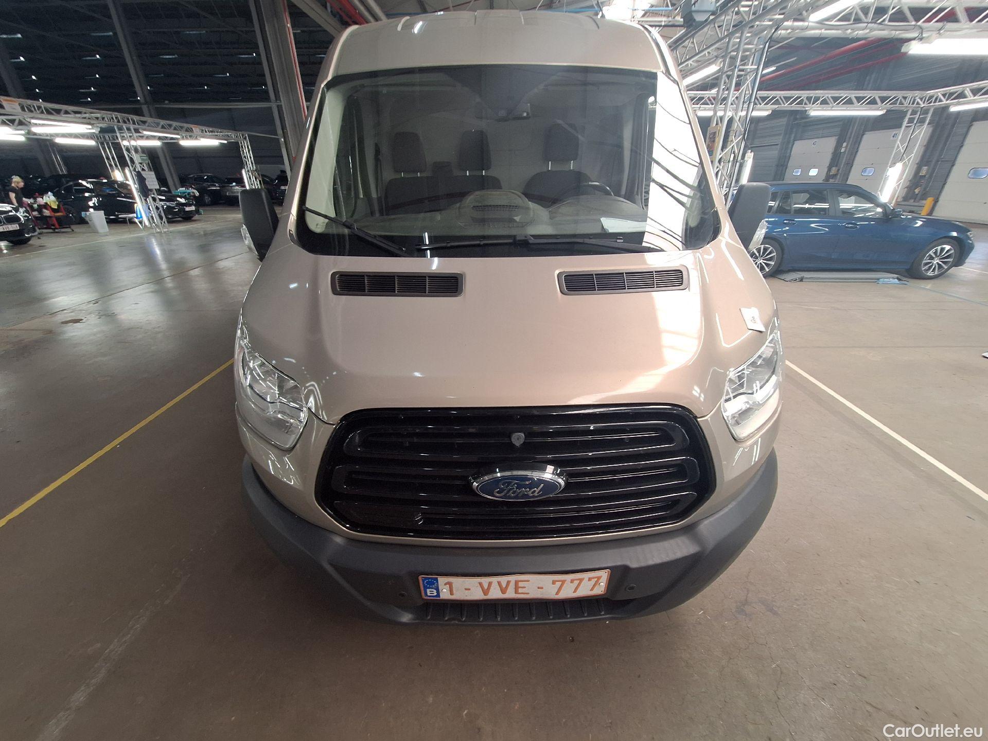  Ford  Transit Ford, _ GB '13, Ford  350L 2.0TD 130pk 96kW A6 Trend 4d #1