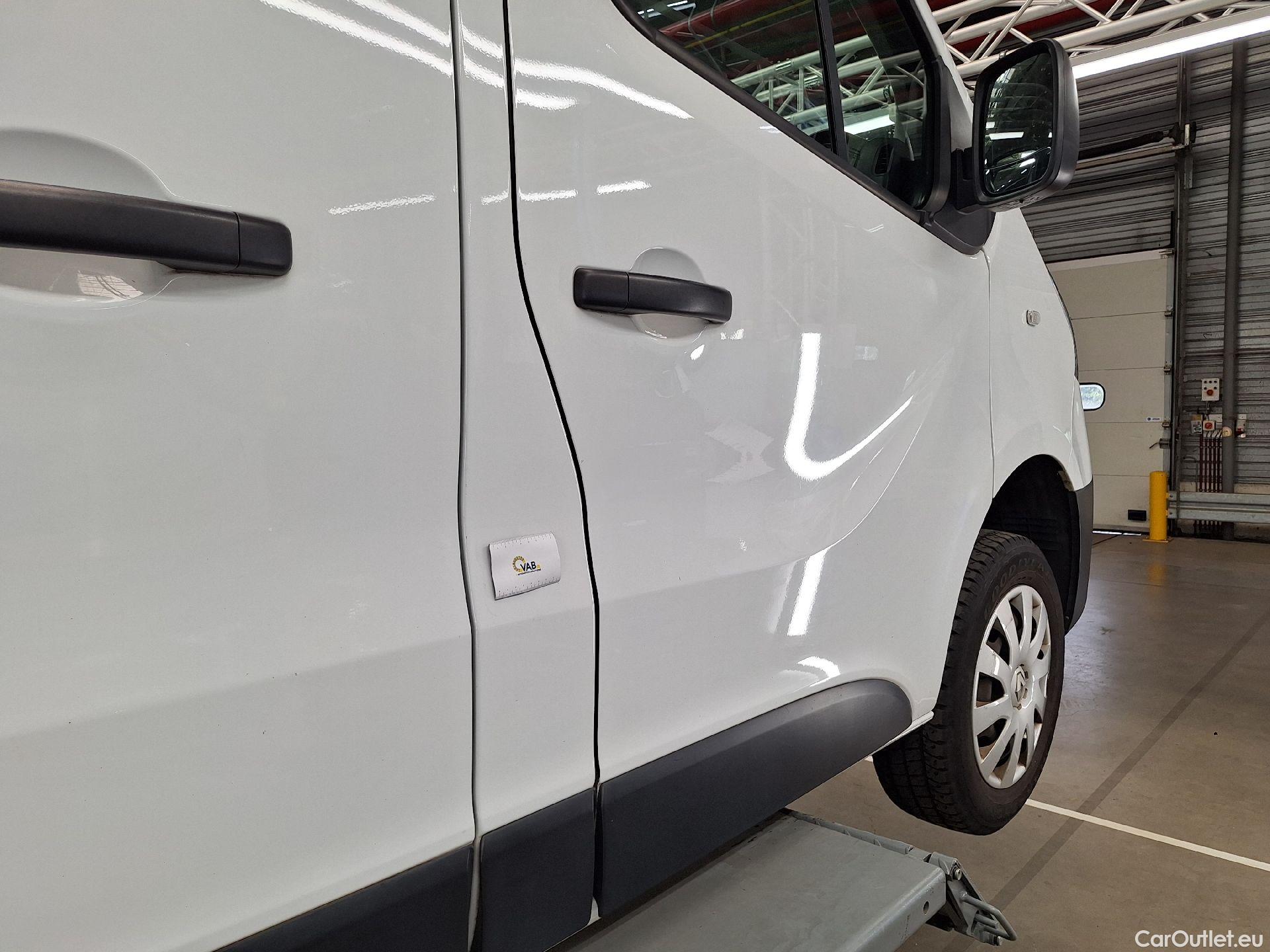  Renault  Trafic Renault, _ '14, Renault  L1H1 1.6 dCi 120 Gr. Confort 2.7T 4 #28