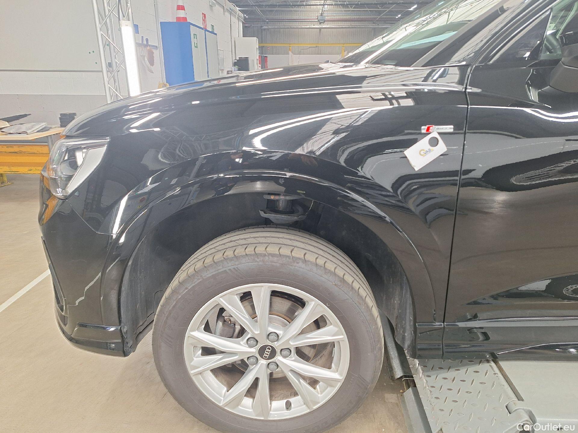  Audi  Q3 Audi,  SB '19, Audi  Sportback 35 TDI S tronic S Line Business  #12