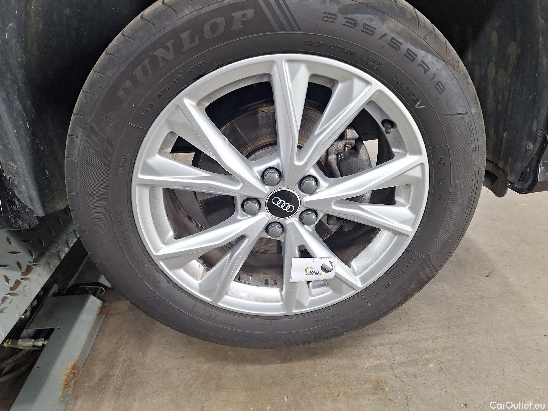  Audi  Q3 Audi,  SB '19, Audi  Sportback 35 TDI S tronic S Line Business  #46