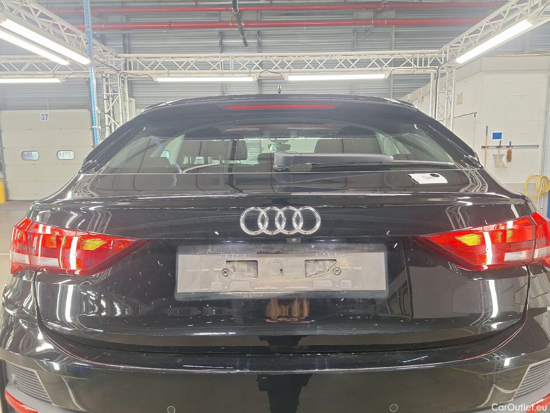  Audi  Q3 Audi,  SB '19, Audi  Sportback 35 TDI S tronic S Line Business  #27