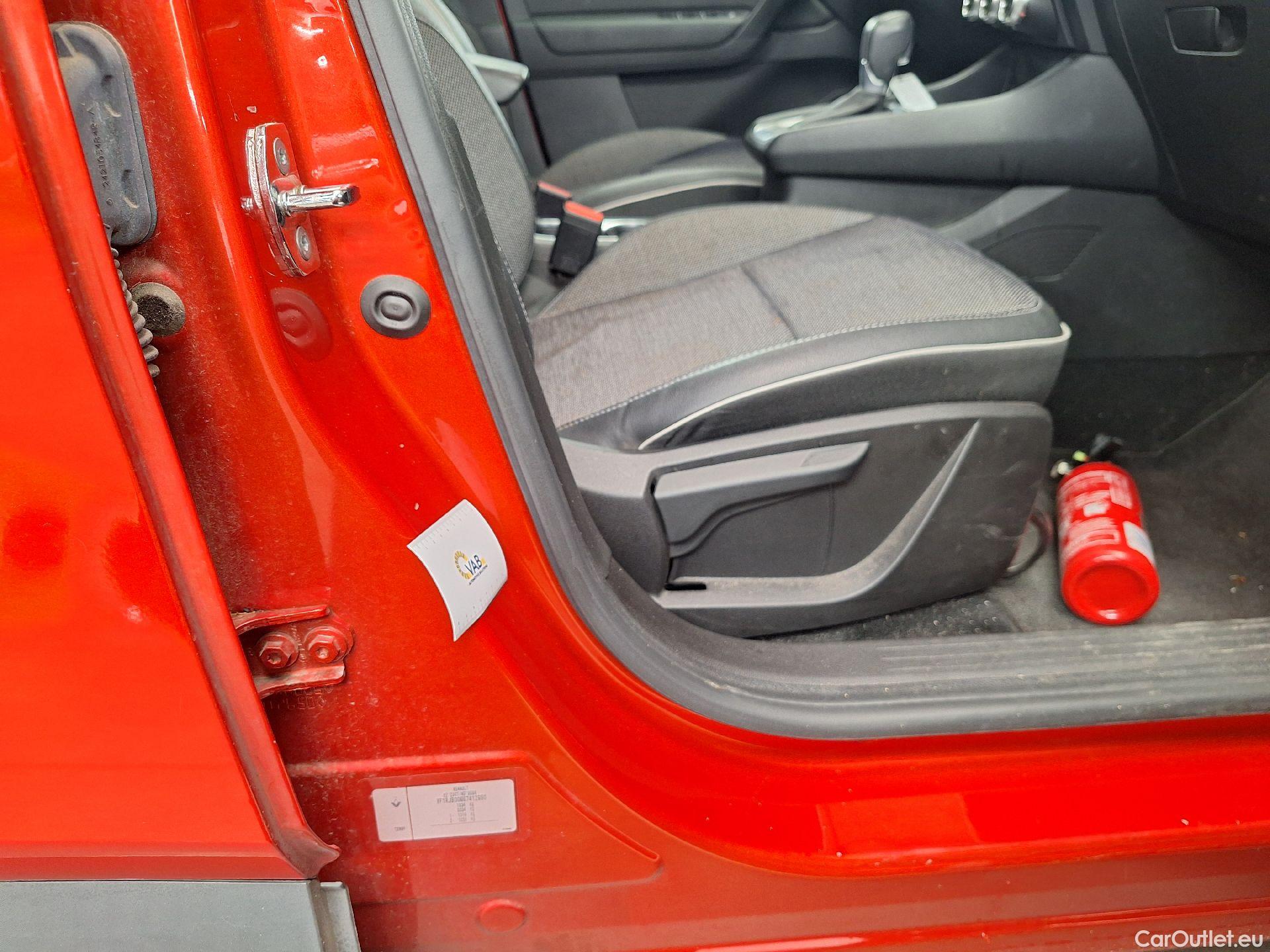  Renault  Captur Renault,  '19, Renault  TCe 140 EDC Intens 5d #55