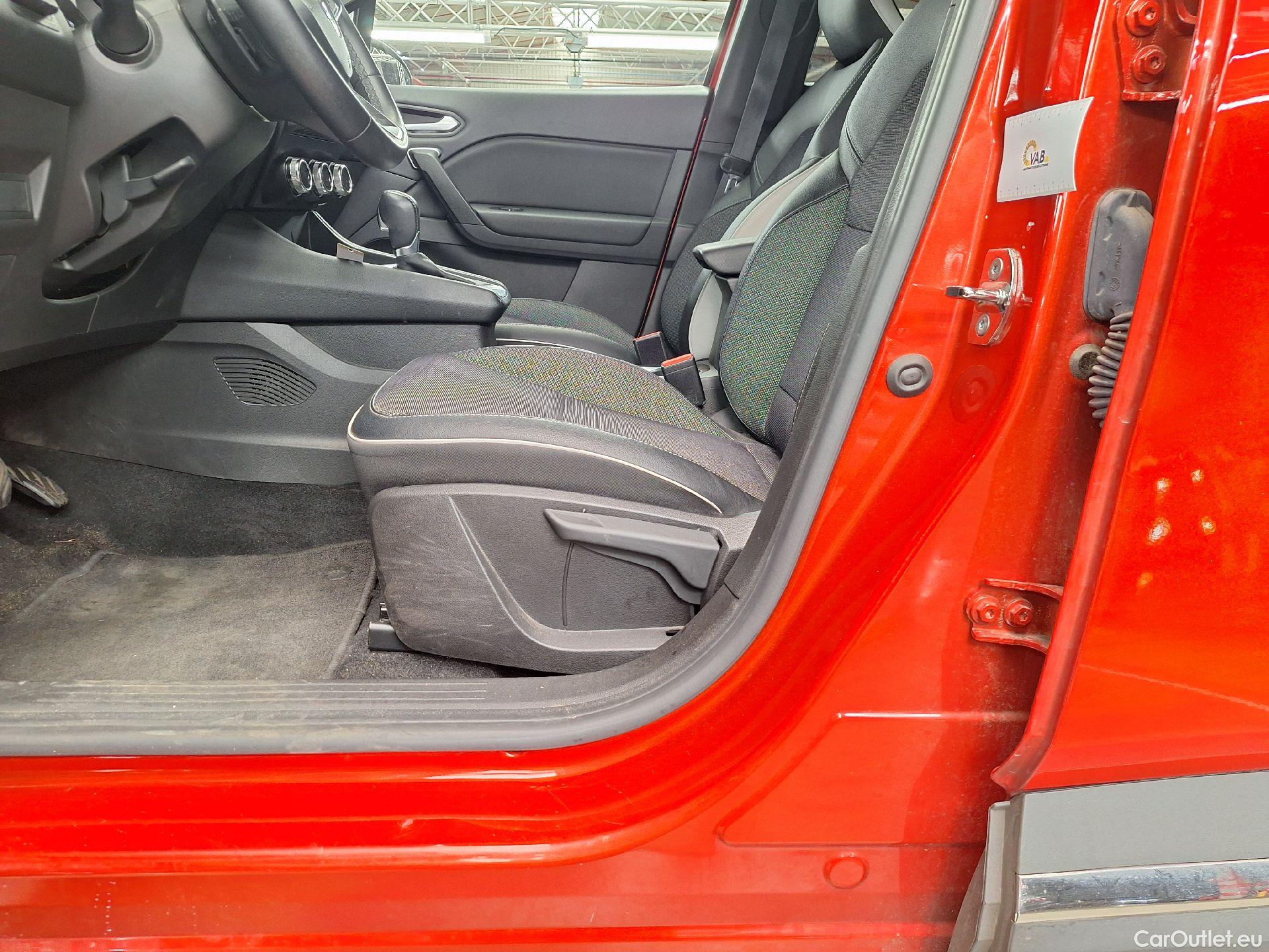 Renault  Captur Renault,  '19, Renault  TCe 140 EDC Intens 5d #21