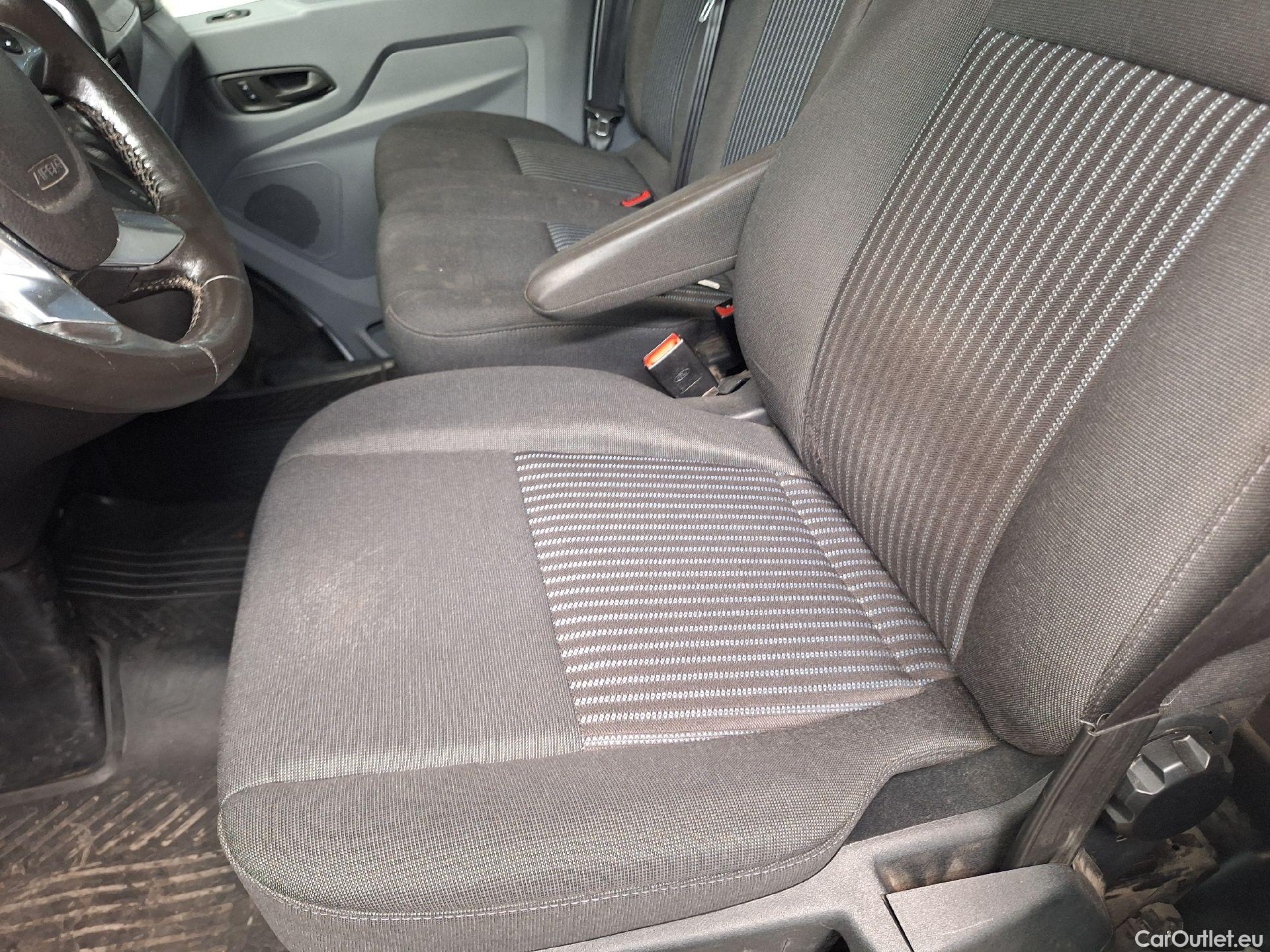  Ford  Transit Ford, _ GB '13, Ford  350M 2.0TD 130pk 96kW A6 Trend 4d #12
