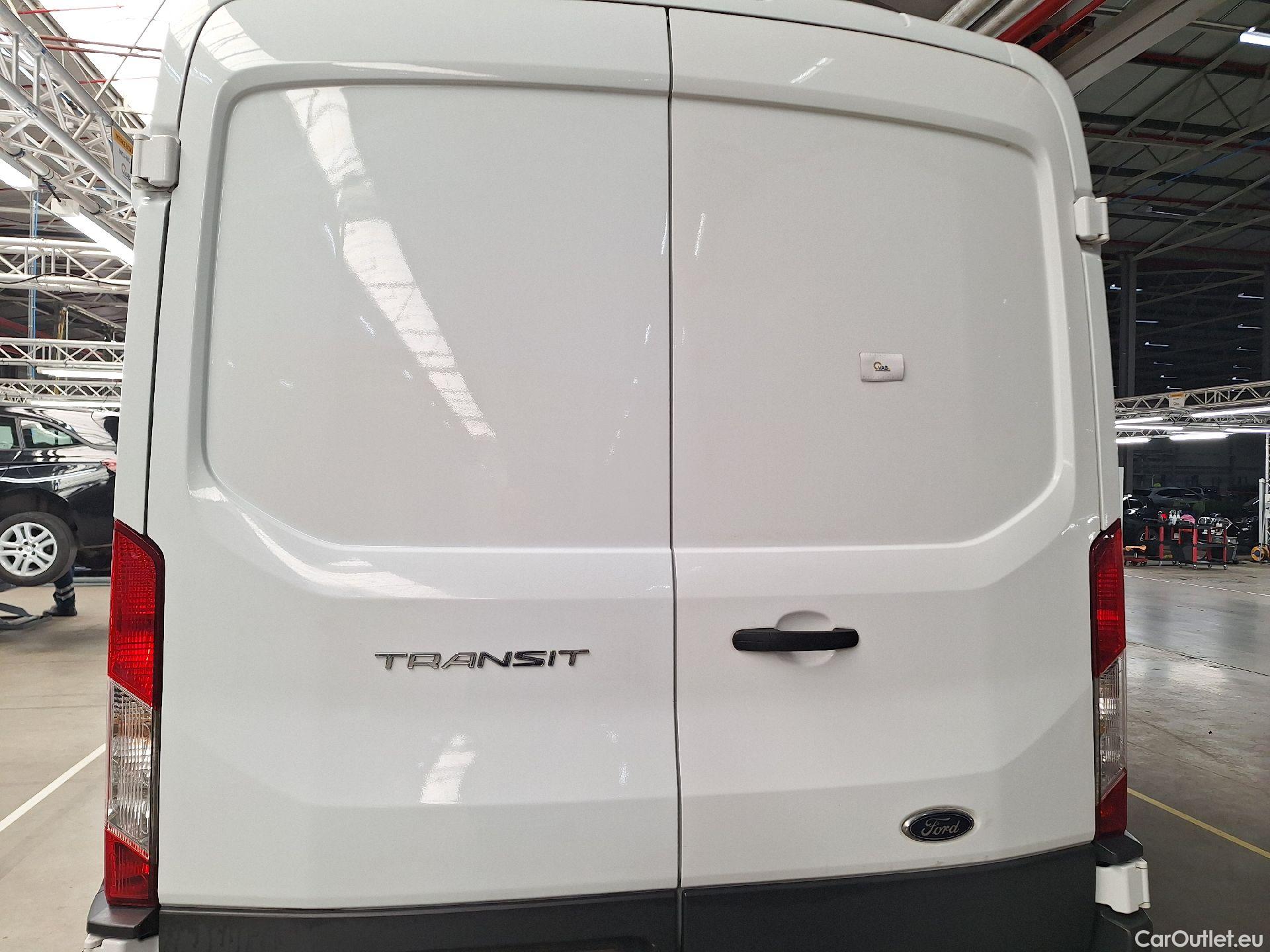  Ford  Transit Ford, _ GB '13, Ford  350M 2.0TD 130pk 96kW A6 Trend 4d #24